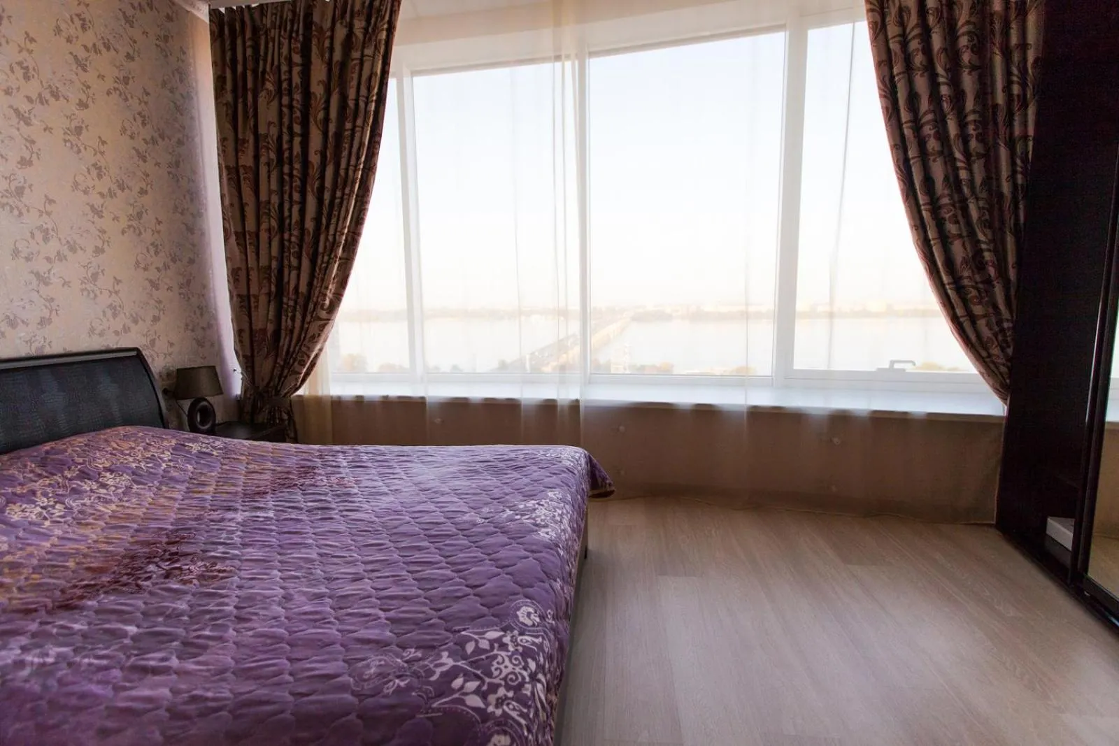 Bed in Sun City Apart Hotel
