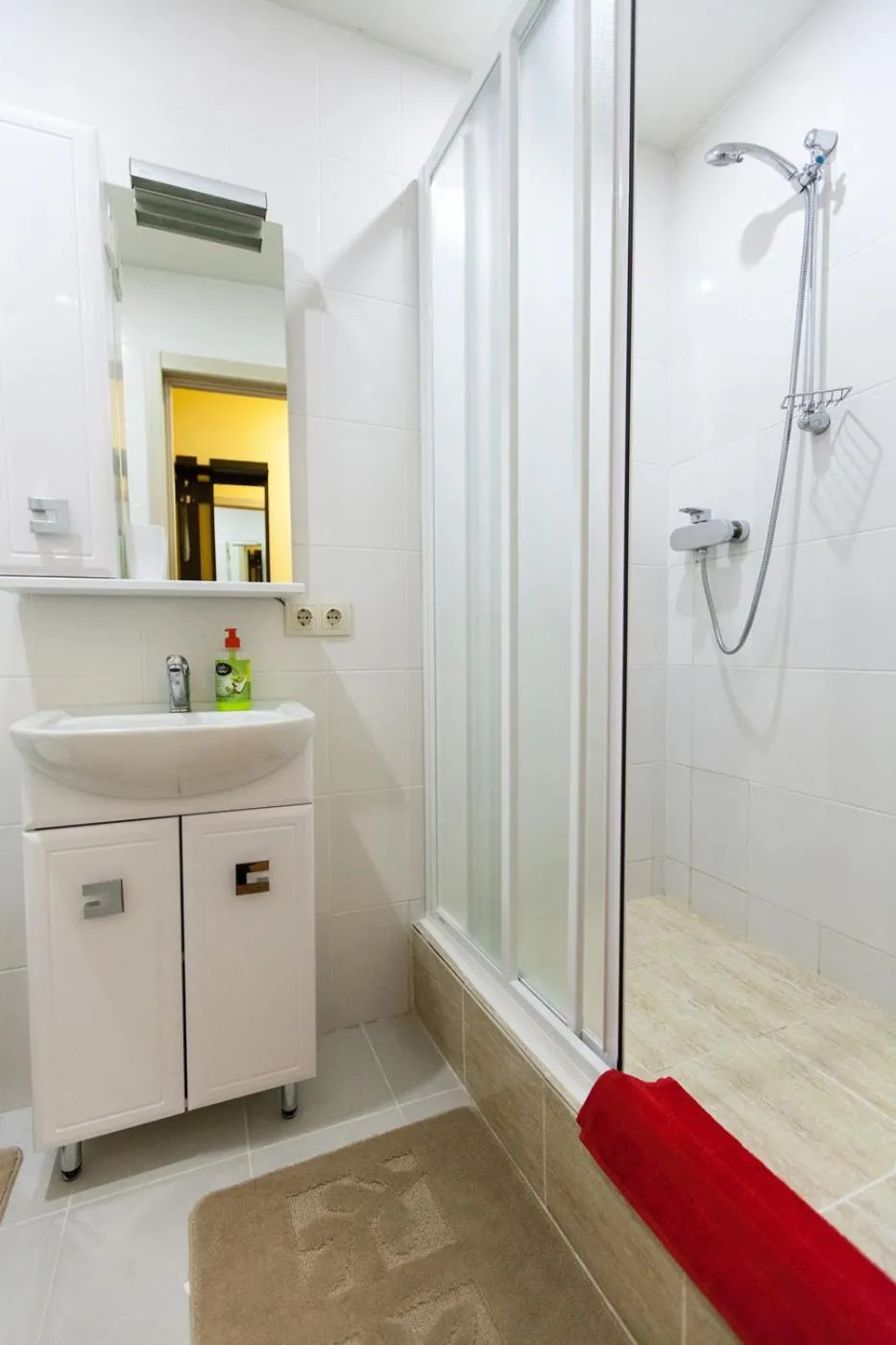 Shower in Sun City Apart Hotel