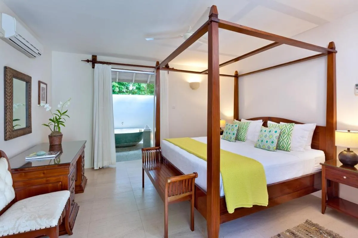 Bedroom, Bed in Tom Tom by Blue Sky Luxury