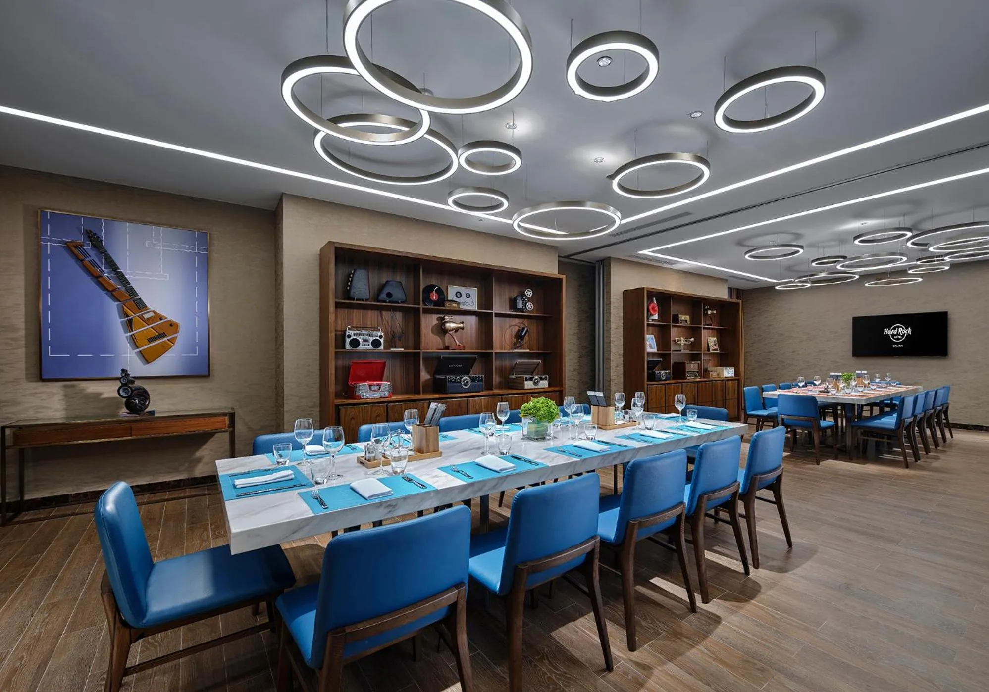 Restaurant/places to eat in Hard Rock Hotel Dalian
