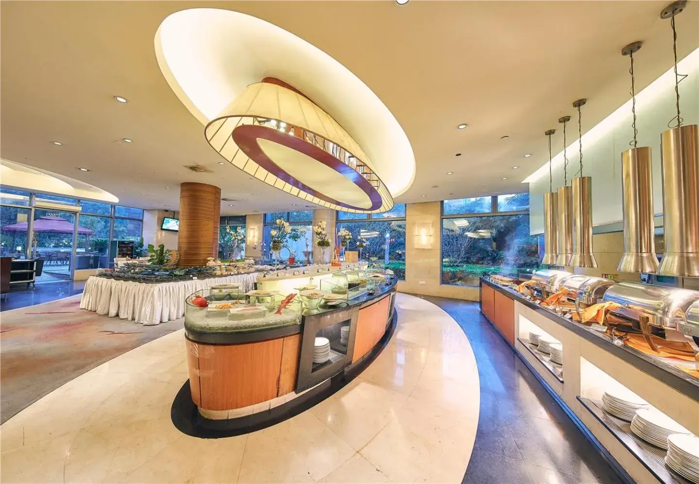 Restaurant/places to eat in Parkview Hotel Restaurant/places to eat in Parkview Hotel