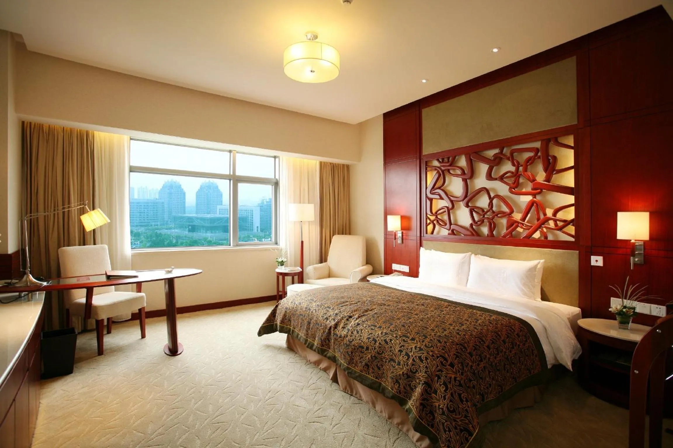 Photo of the whole room, Bed in Parkview Hotel