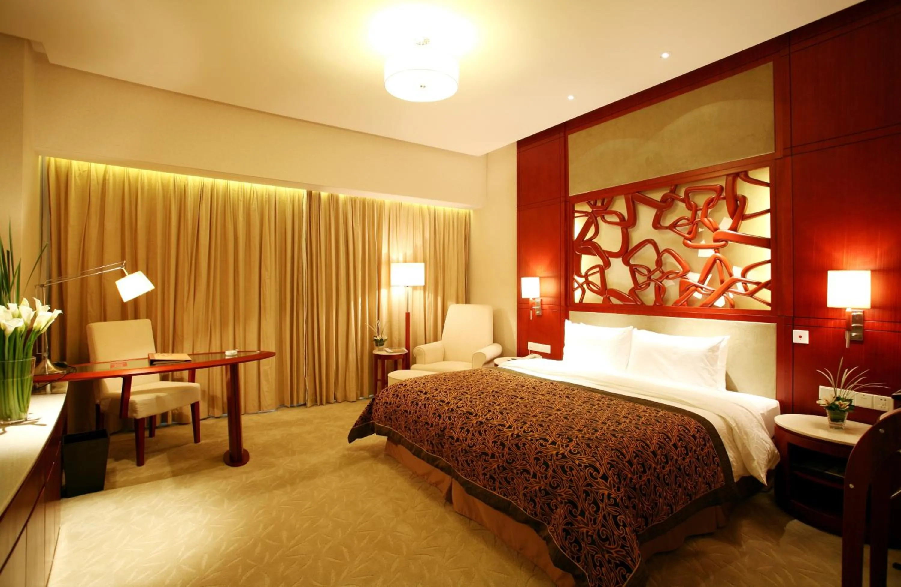 Photo of the whole room, Bed in Parkview Hotel