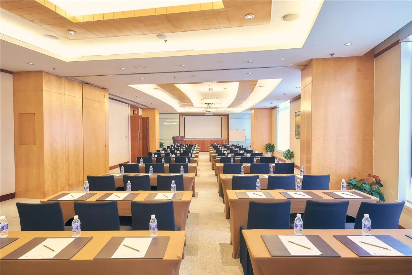 Meeting/conference room in Parkview Hotel