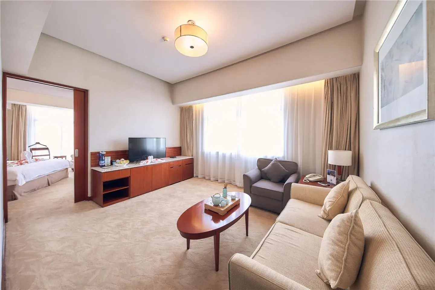 Living room, Bed in Parkview Hotel Living room, Bed in Parkview Hotel