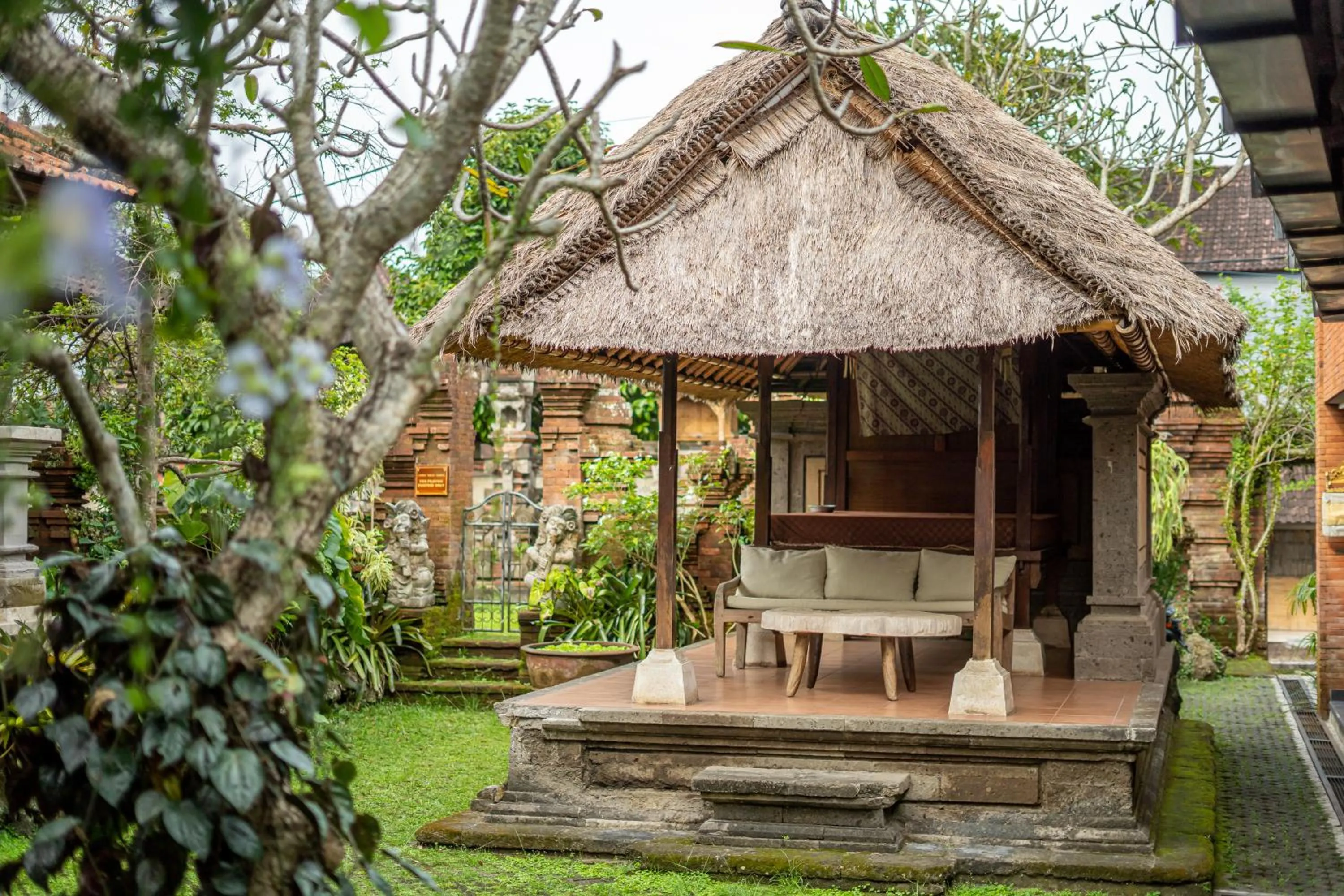 Decorative detail in Merak Village by Prasi