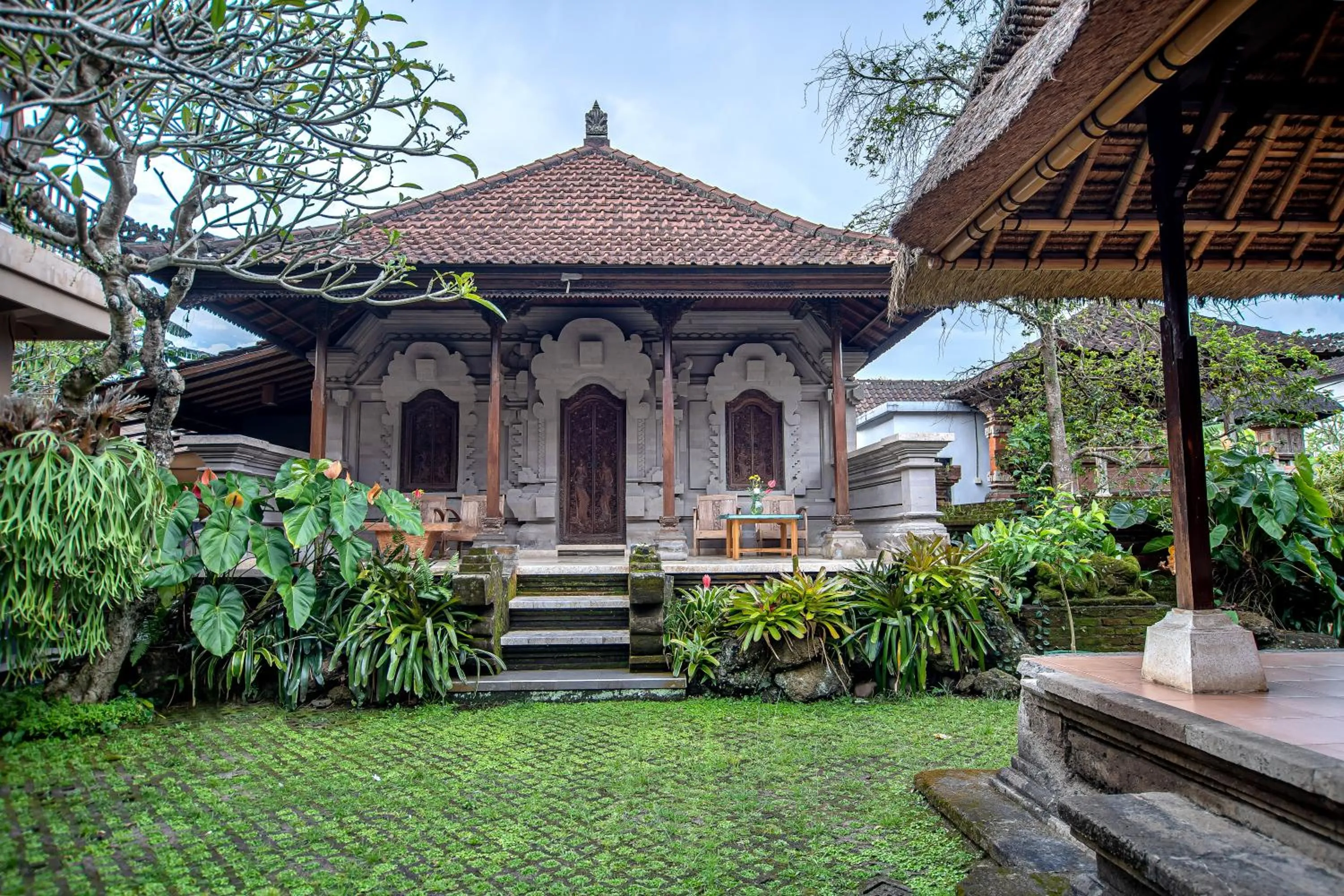 Area and facilities in Merak Village by Prasi