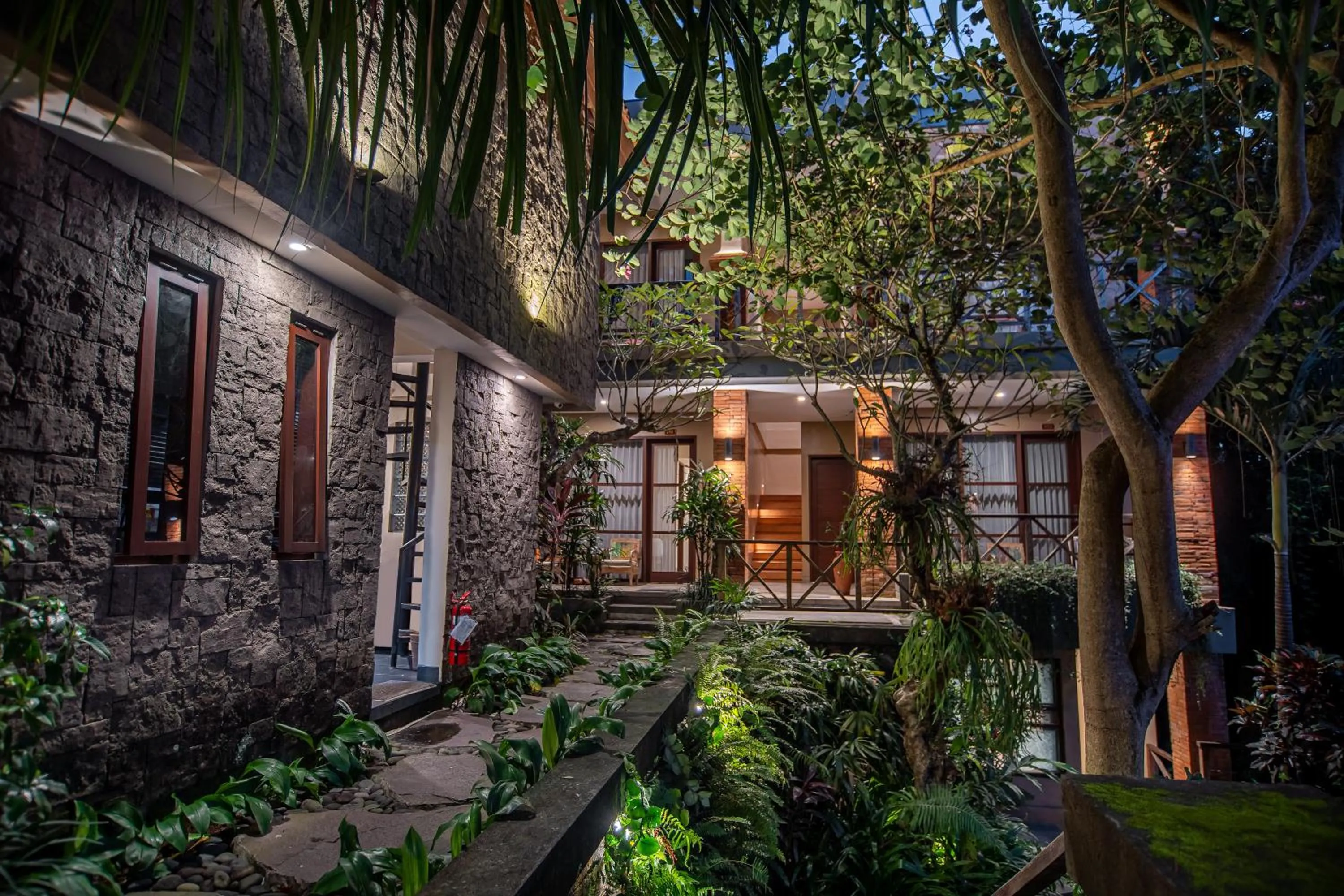 Property building in Merak Village by Prasi