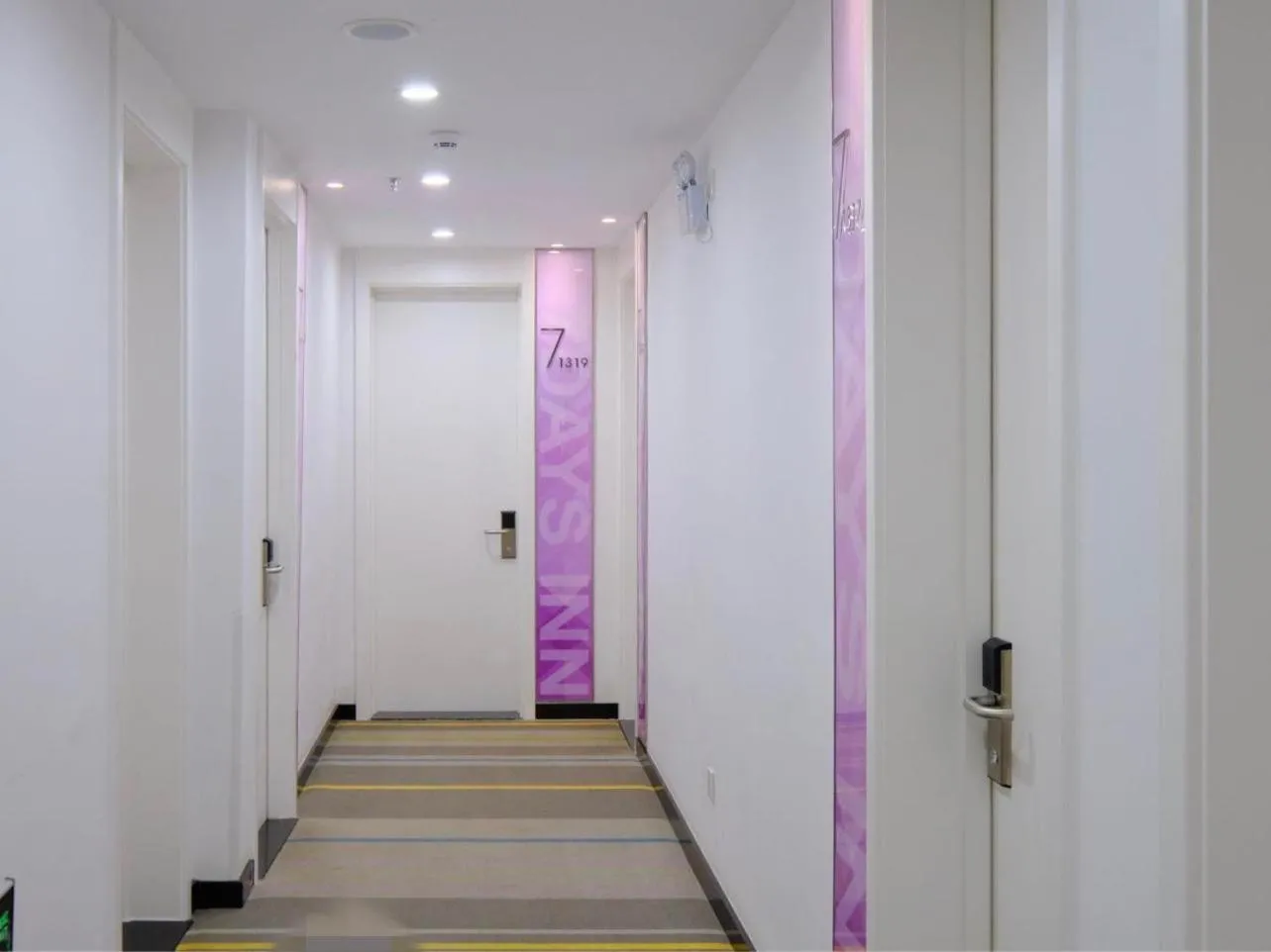 7 Days Guiyang Qingzhen Vocational Education City Time Guizhou Branch