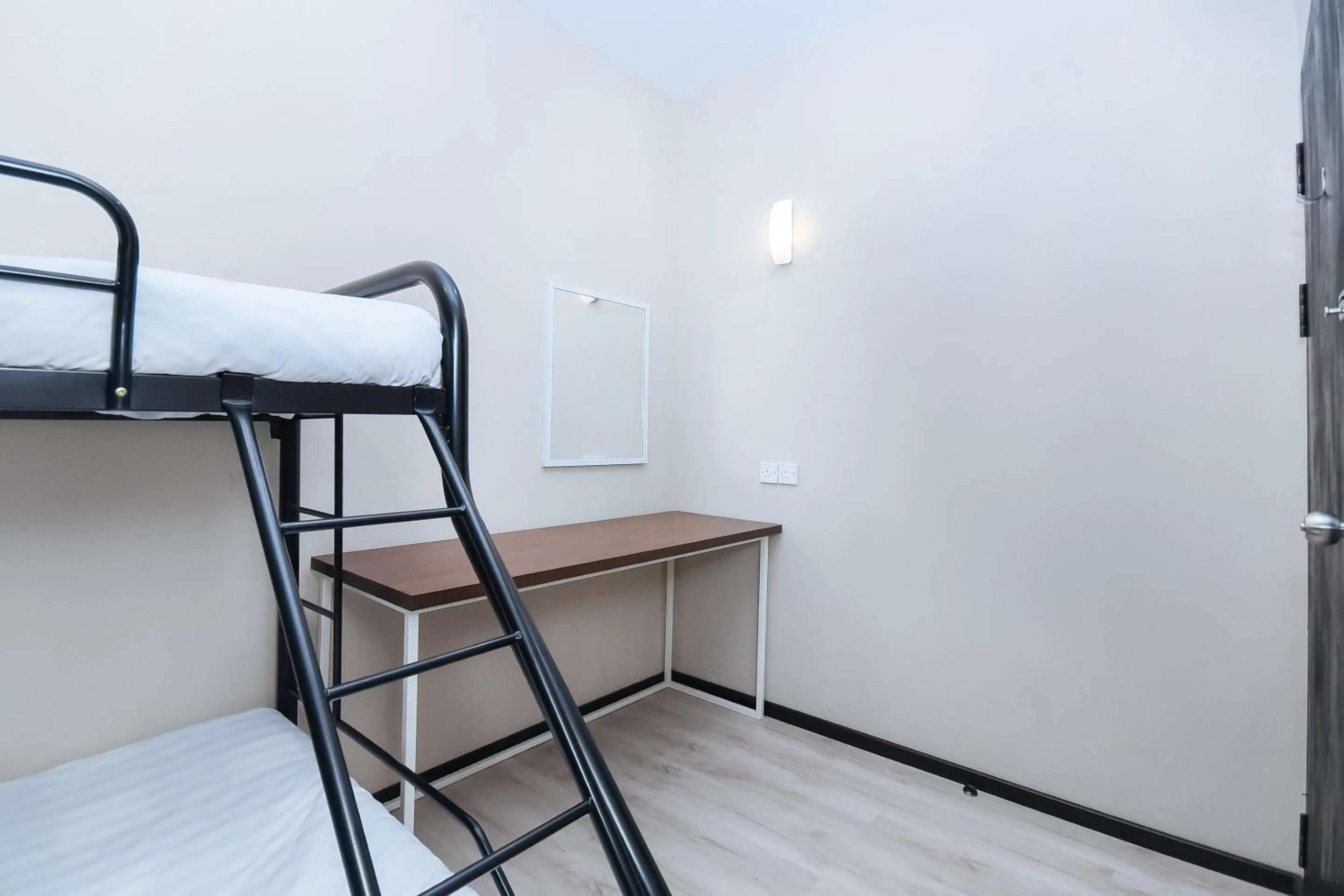 Bedroom, Bed in Hotel O Lm Residence