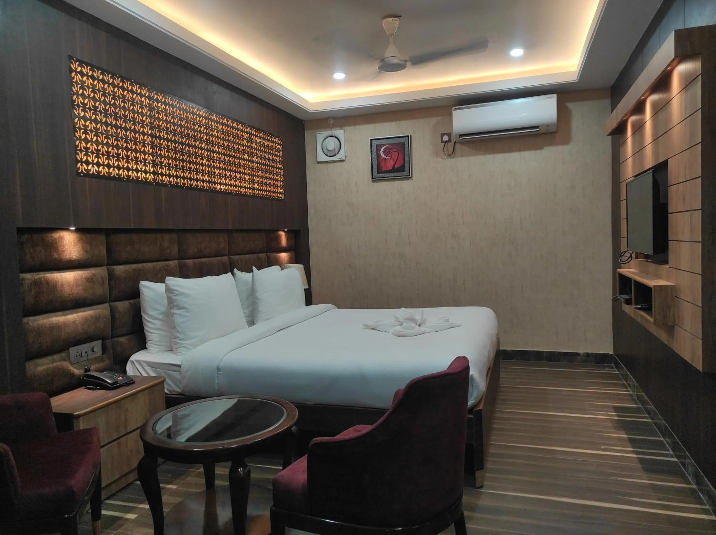 Bed in Hotel Aavas Inn