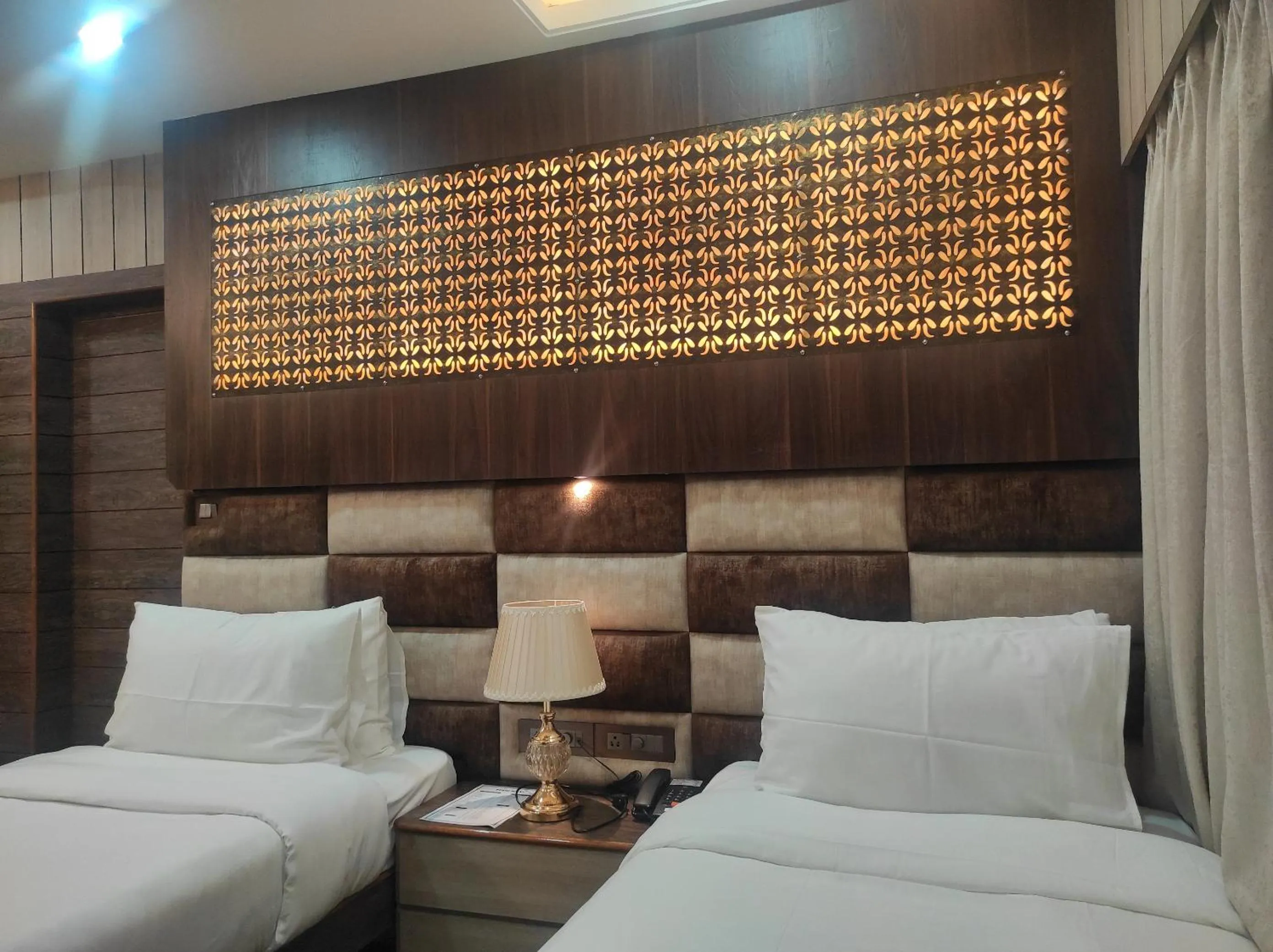 Bed in Hotel Aavas Inn