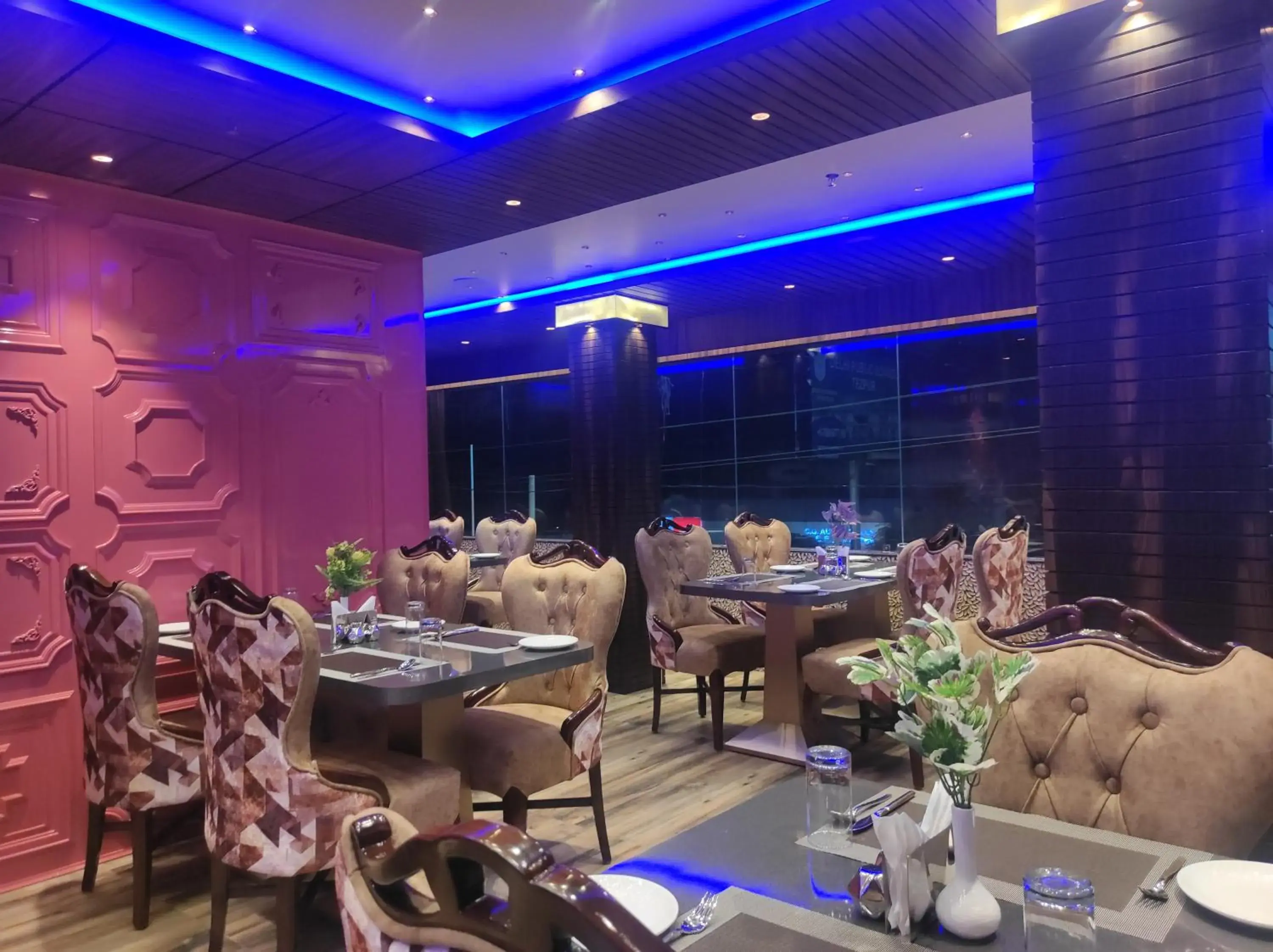 Restaurant/places to eat in Hotel Aavas Inn Restaurant/places to eat in Hotel Aavas Inn