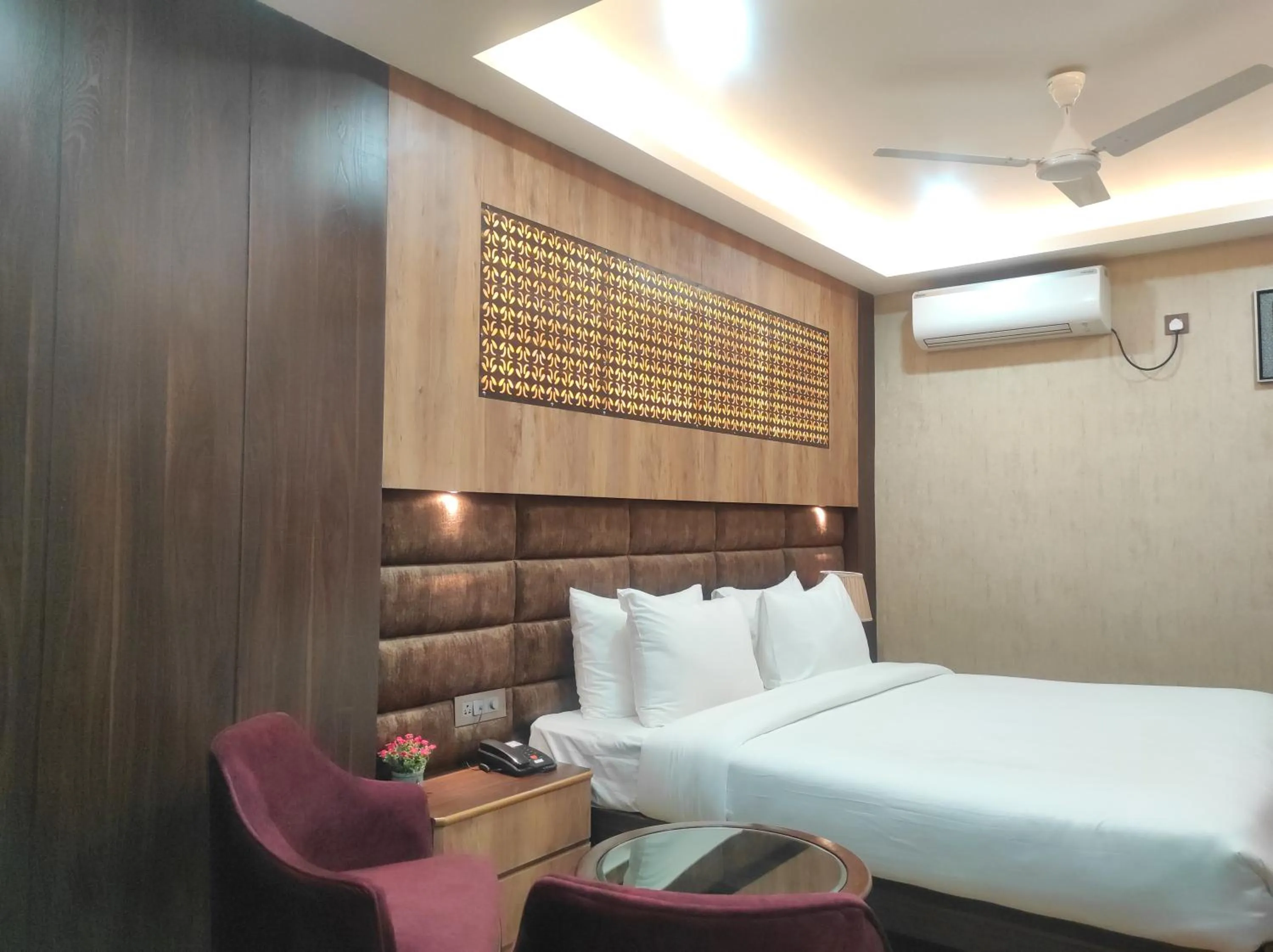 Bed in Hotel Aavas Inn