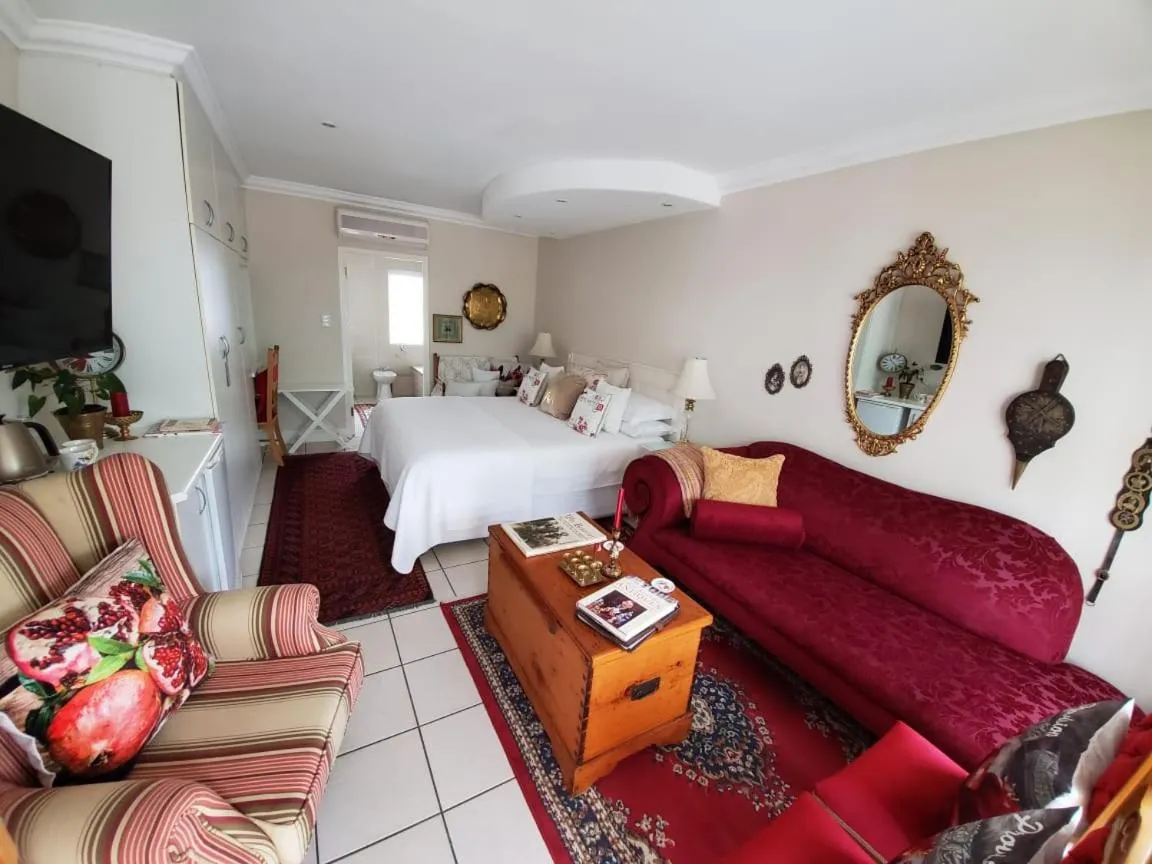 Bed in Gordon's Beach Lodge