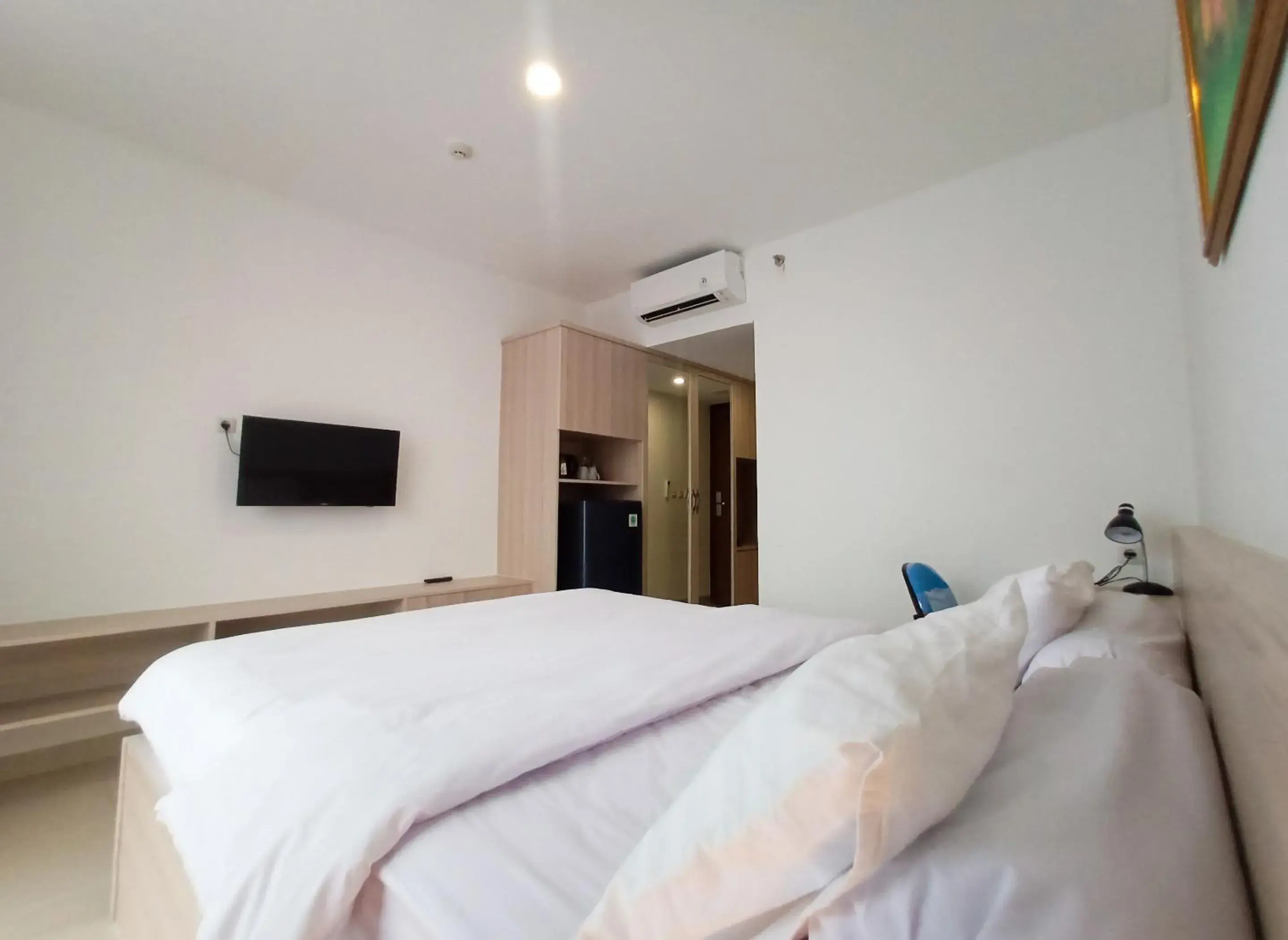 Bed in Mendjangan Mansion Bed in Mendjangan Mansion