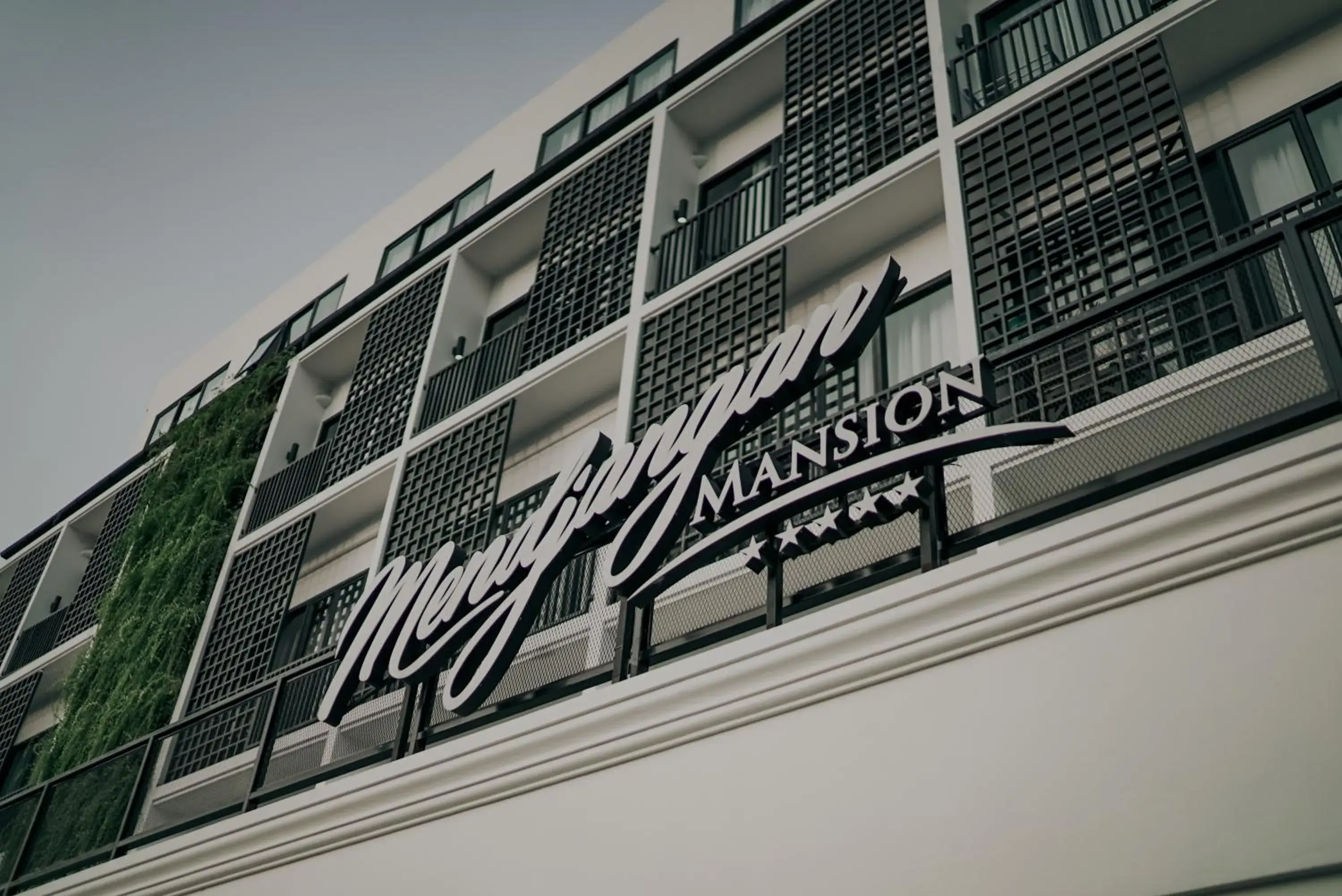 Property building in Mendjangan Mansion Property building in Mendjangan Mansion