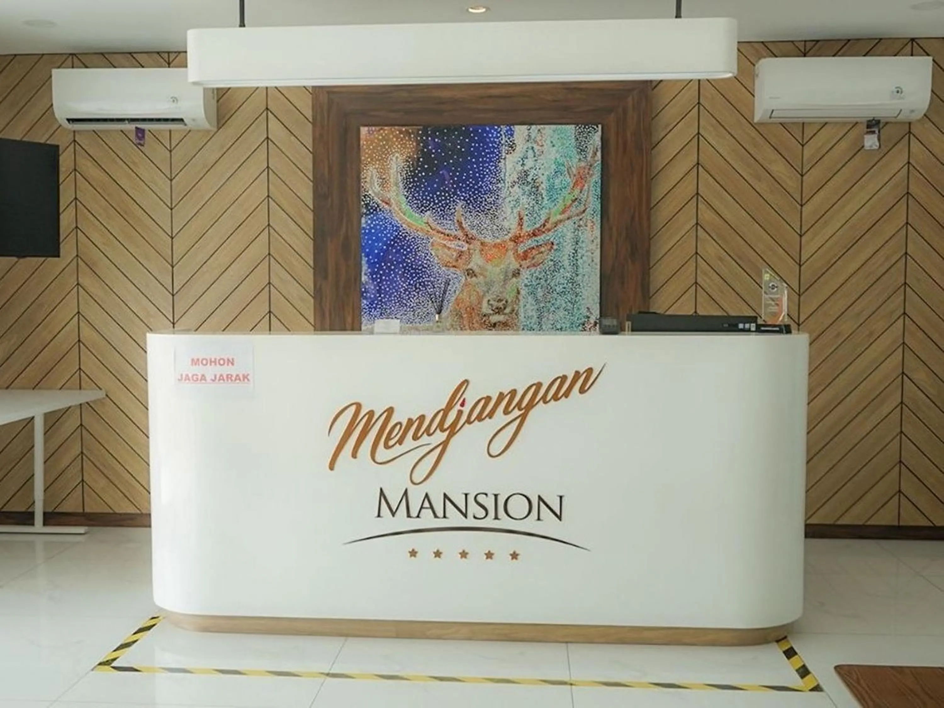 Bedroom in Mendjangan Mansion