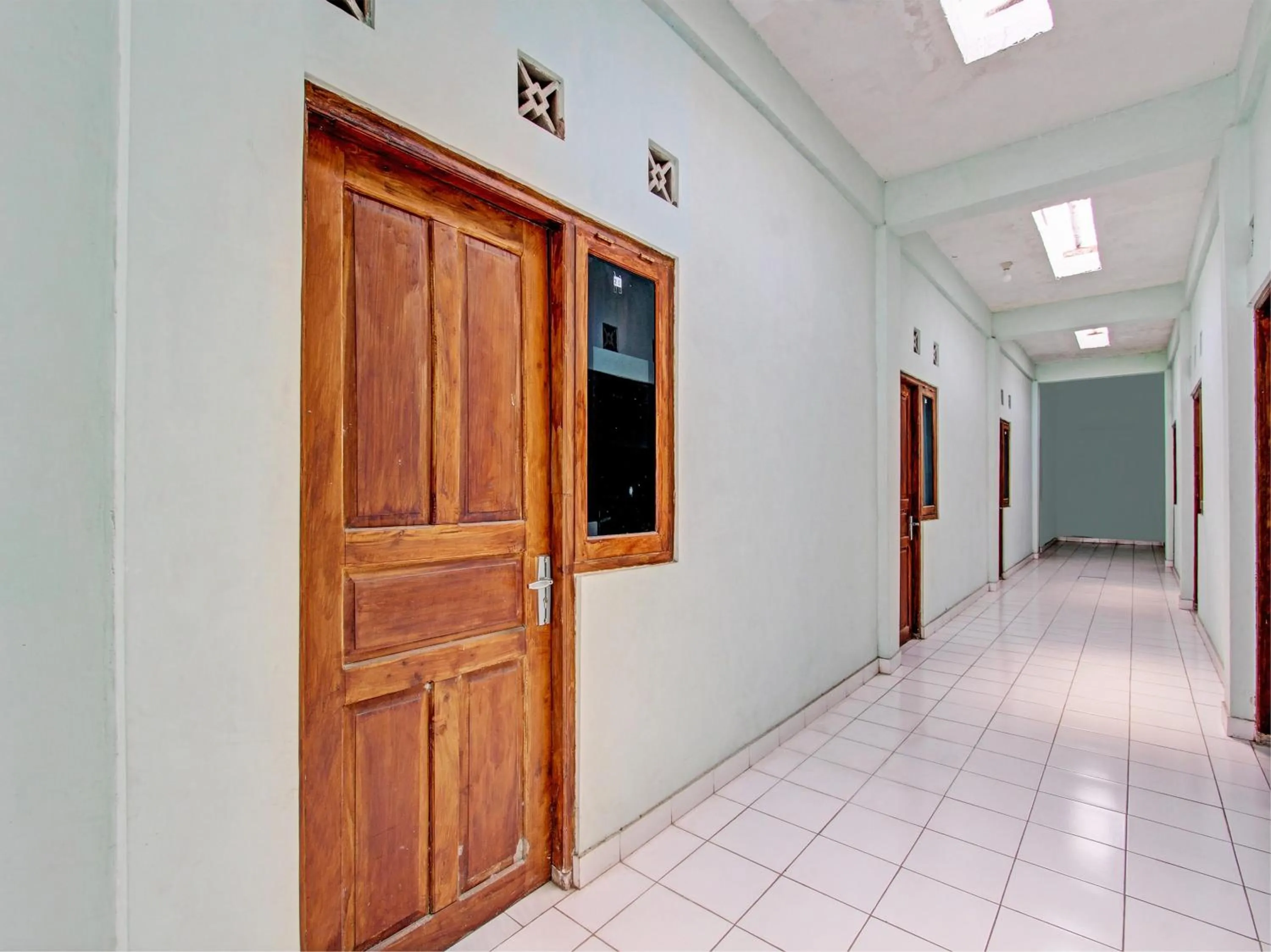 Lobby or reception in SPOT ON 93020 Rumah Singgah Ganjuran