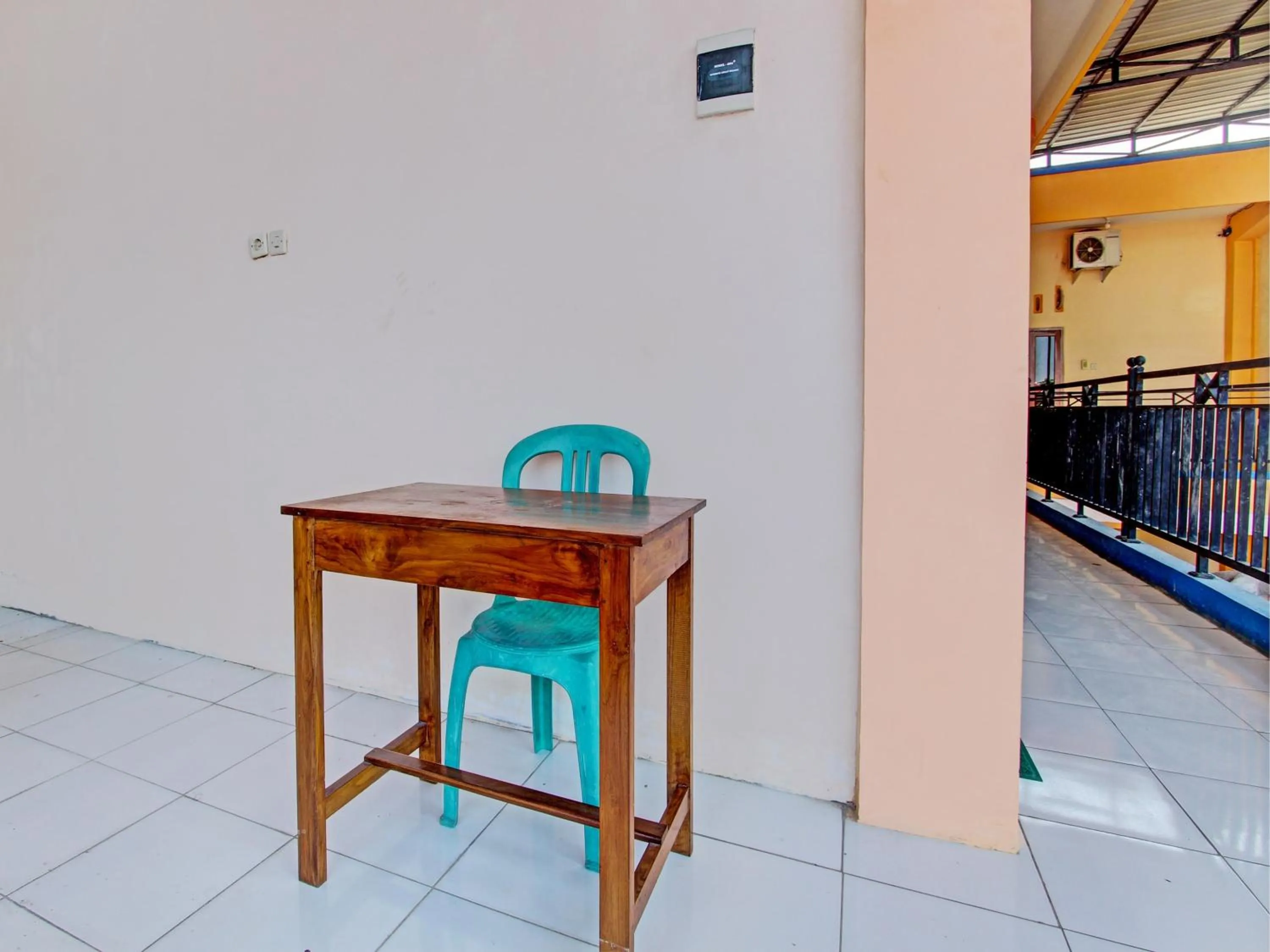 Lobby or reception in SPOT ON 93020 Rumah Singgah Ganjuran
