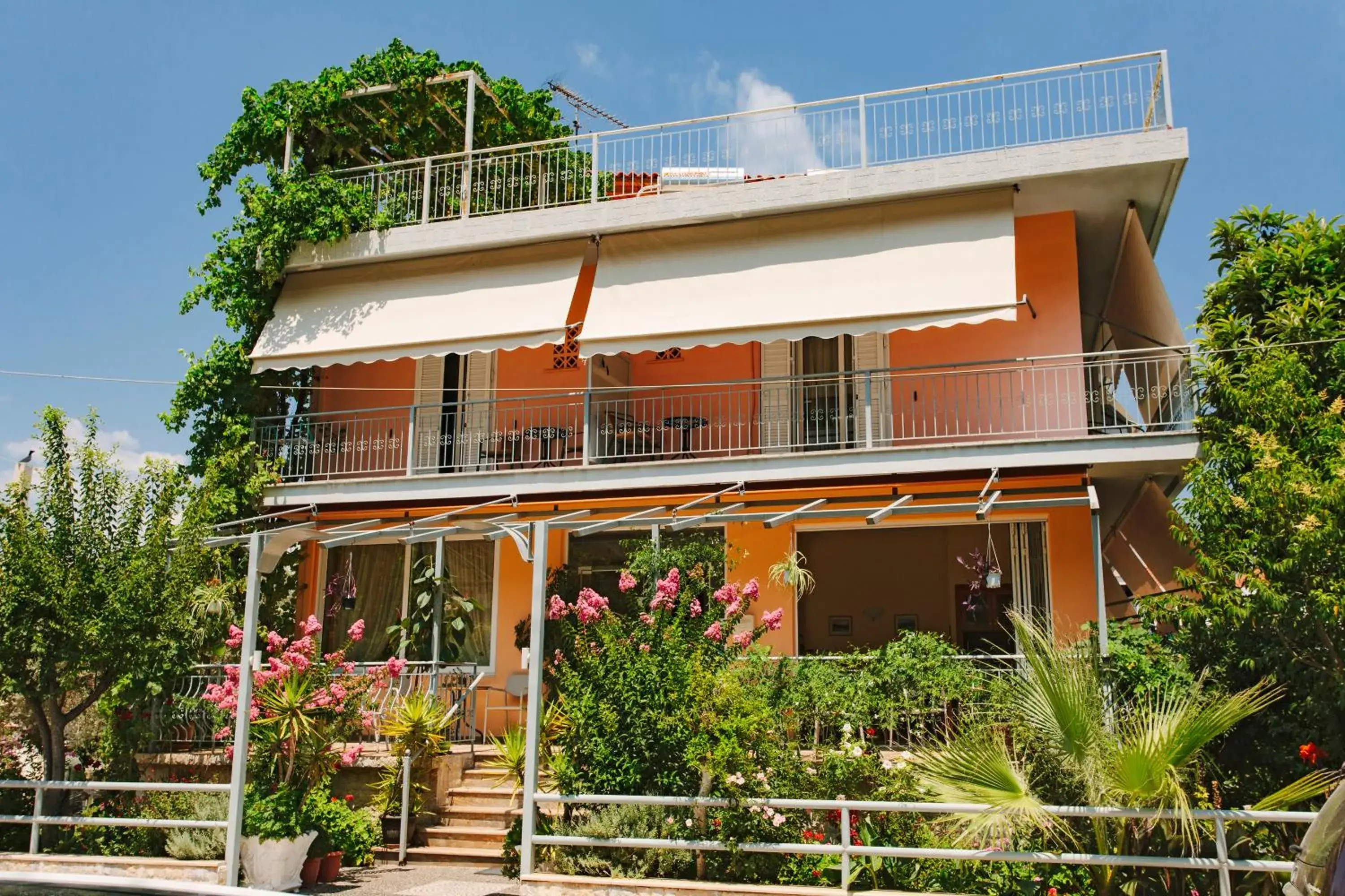 Hotel Loula Rooms and Apartments Hotel Loula Rooms and Apartments