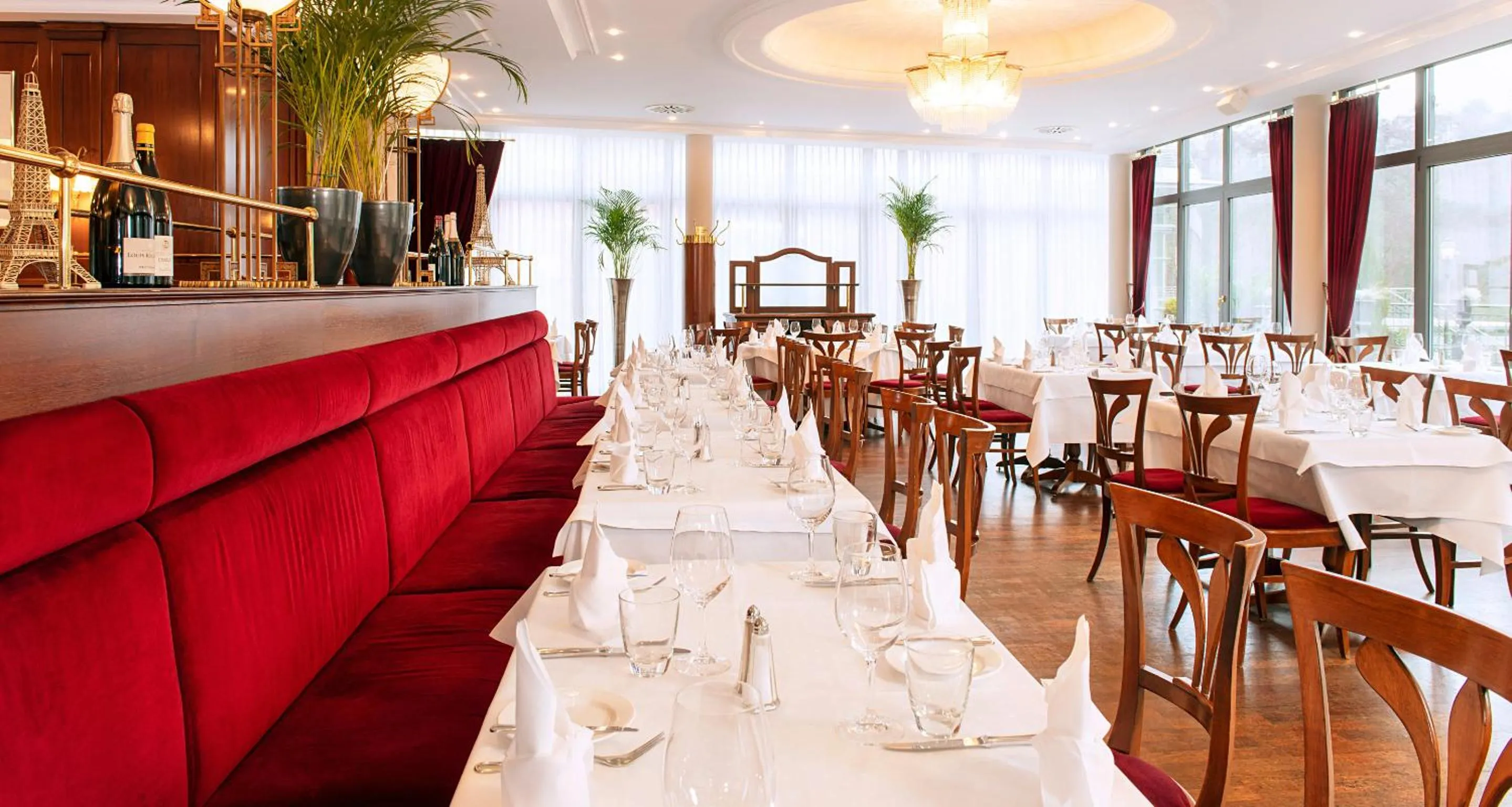 Restaurant/places to eat in Victor's Residenz-Hotel Saarbrücken