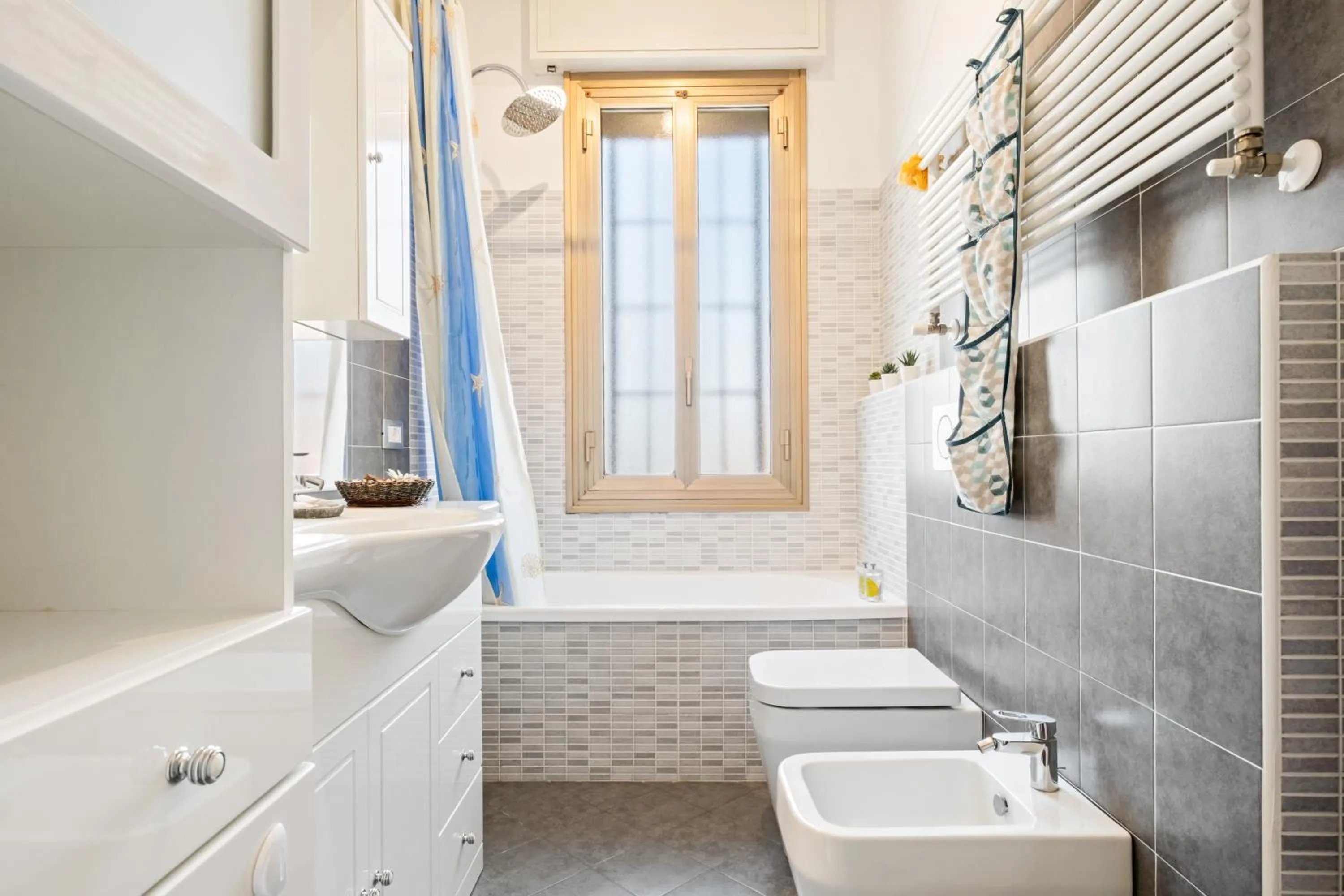 Bathroom in GuestHost - Bolognina Cozy Apartment
