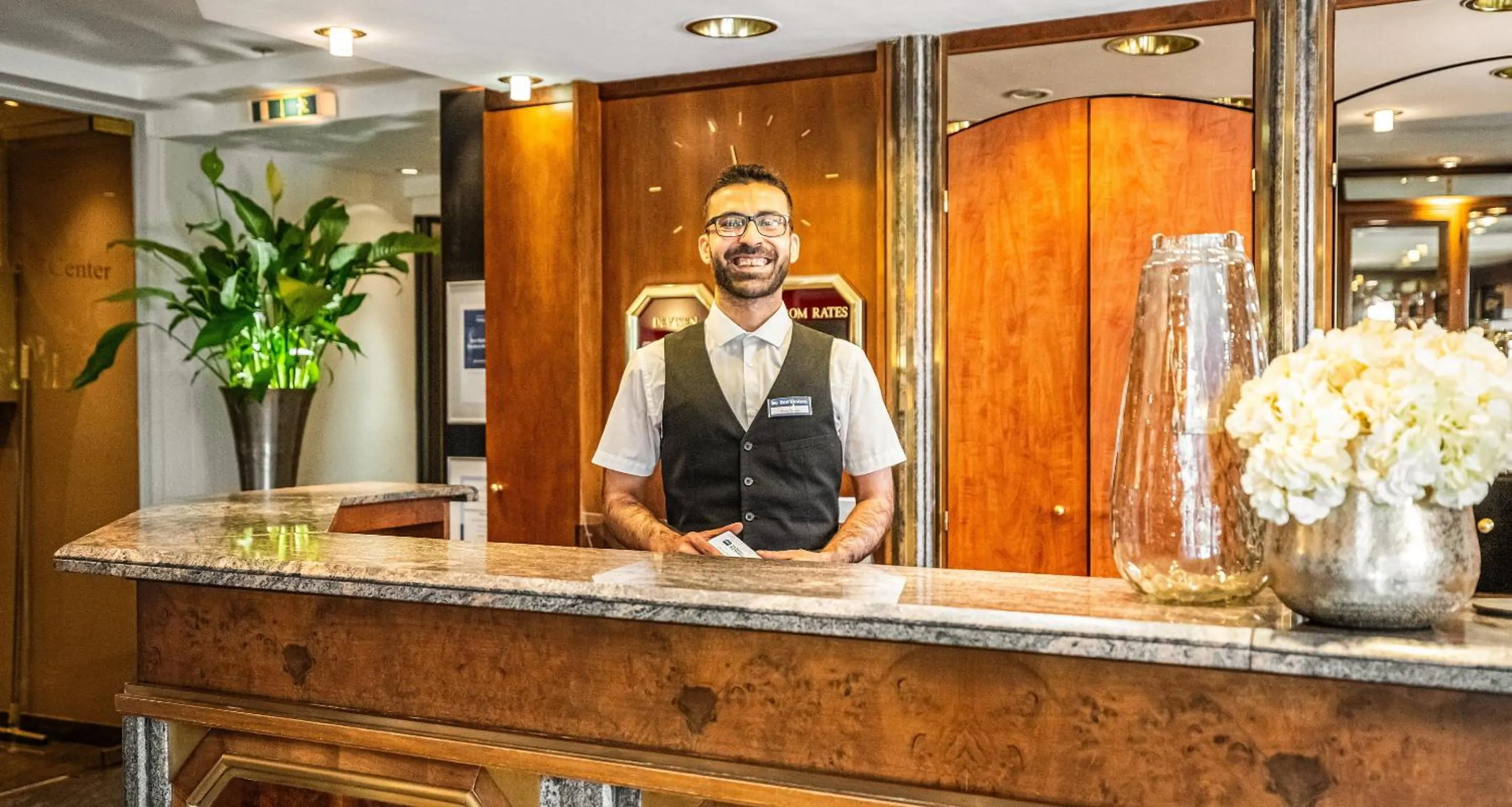 Lobby or reception in Best Western Victor's Residenz-Hotel Rodenhof