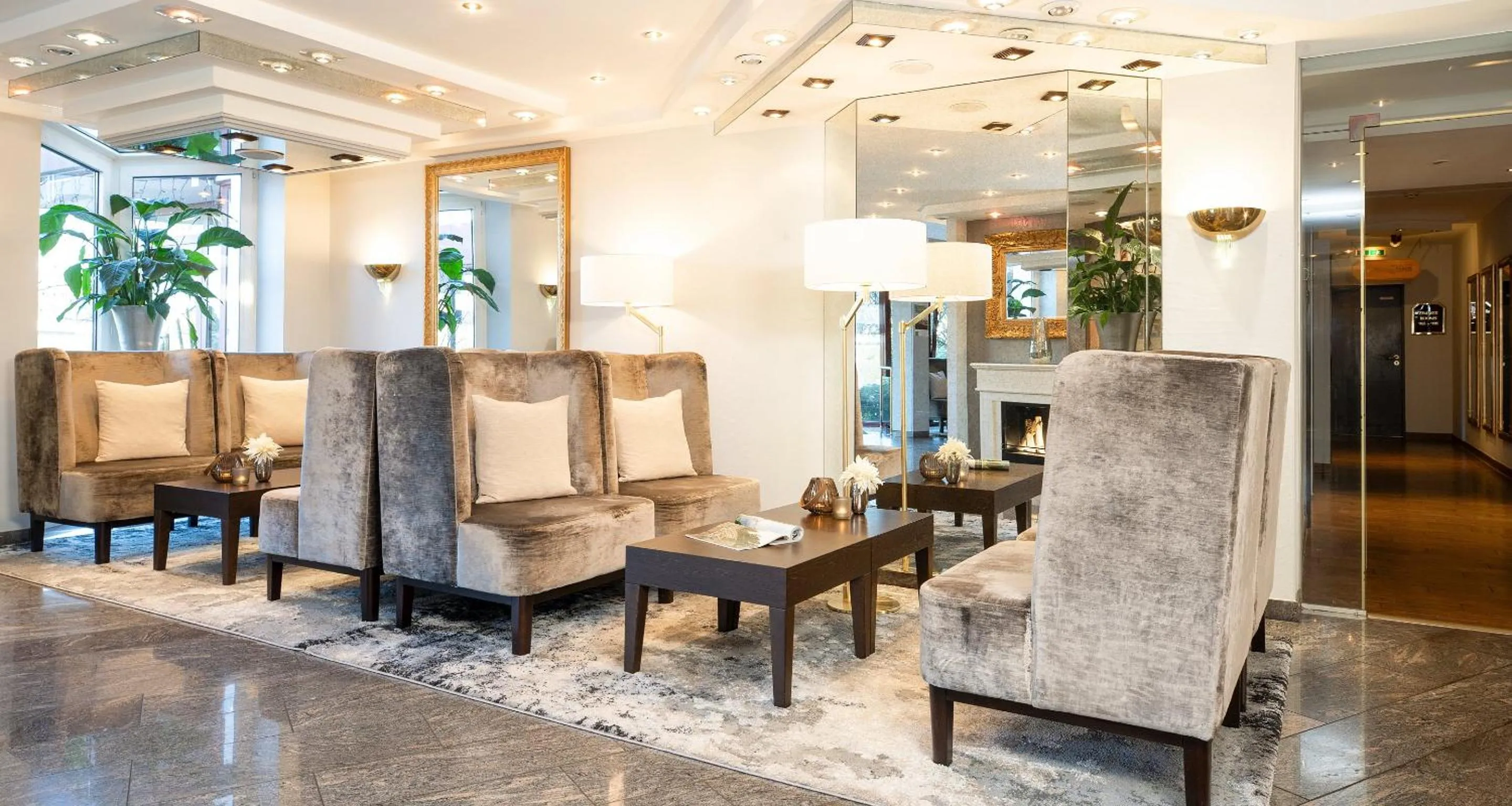 Lobby or reception in Best Western Victor's Residenz-Hotel Rodenhof