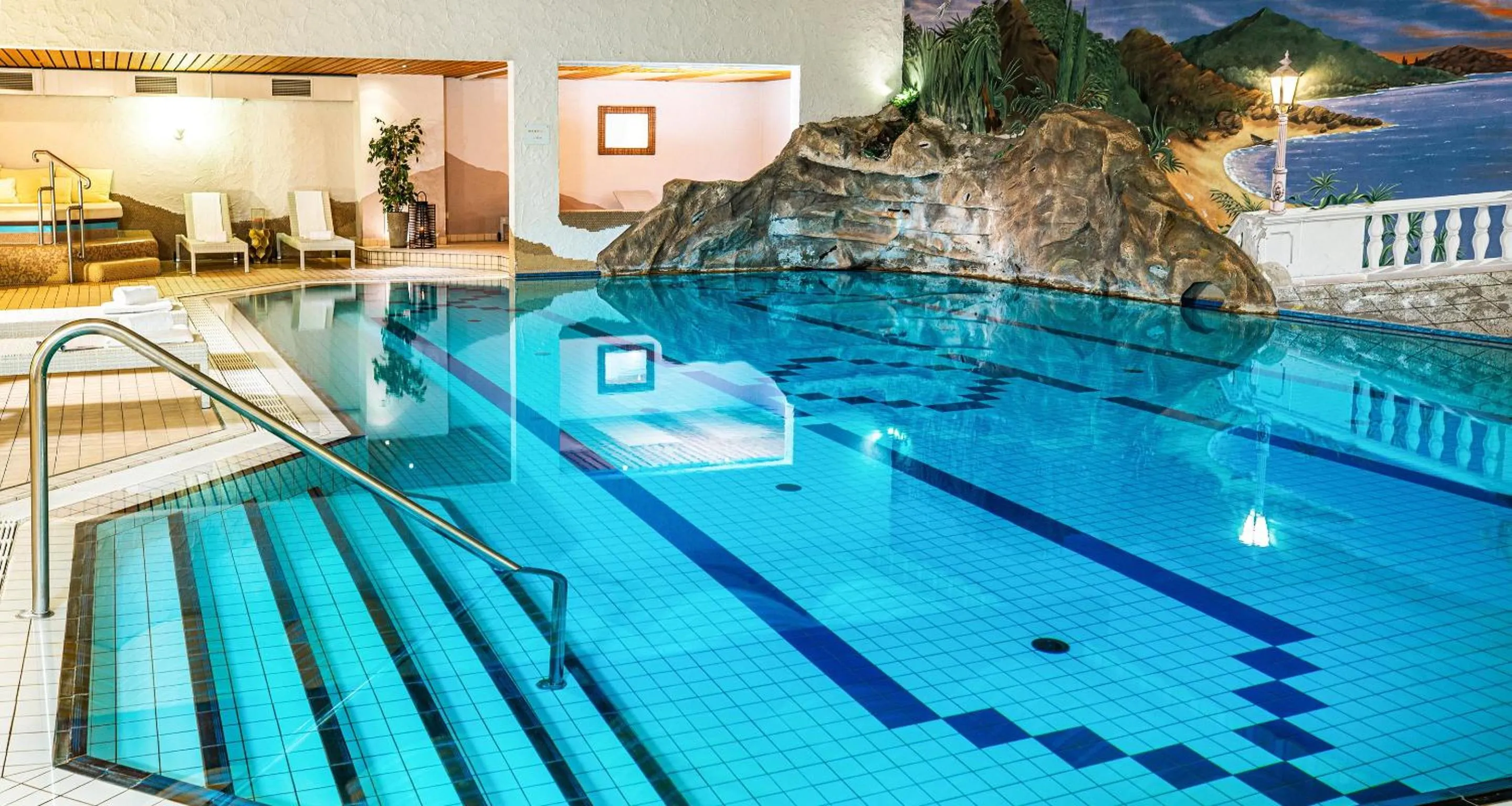 Swimming pool in Best Western Victor's Residenz-Hotel Rodenhof