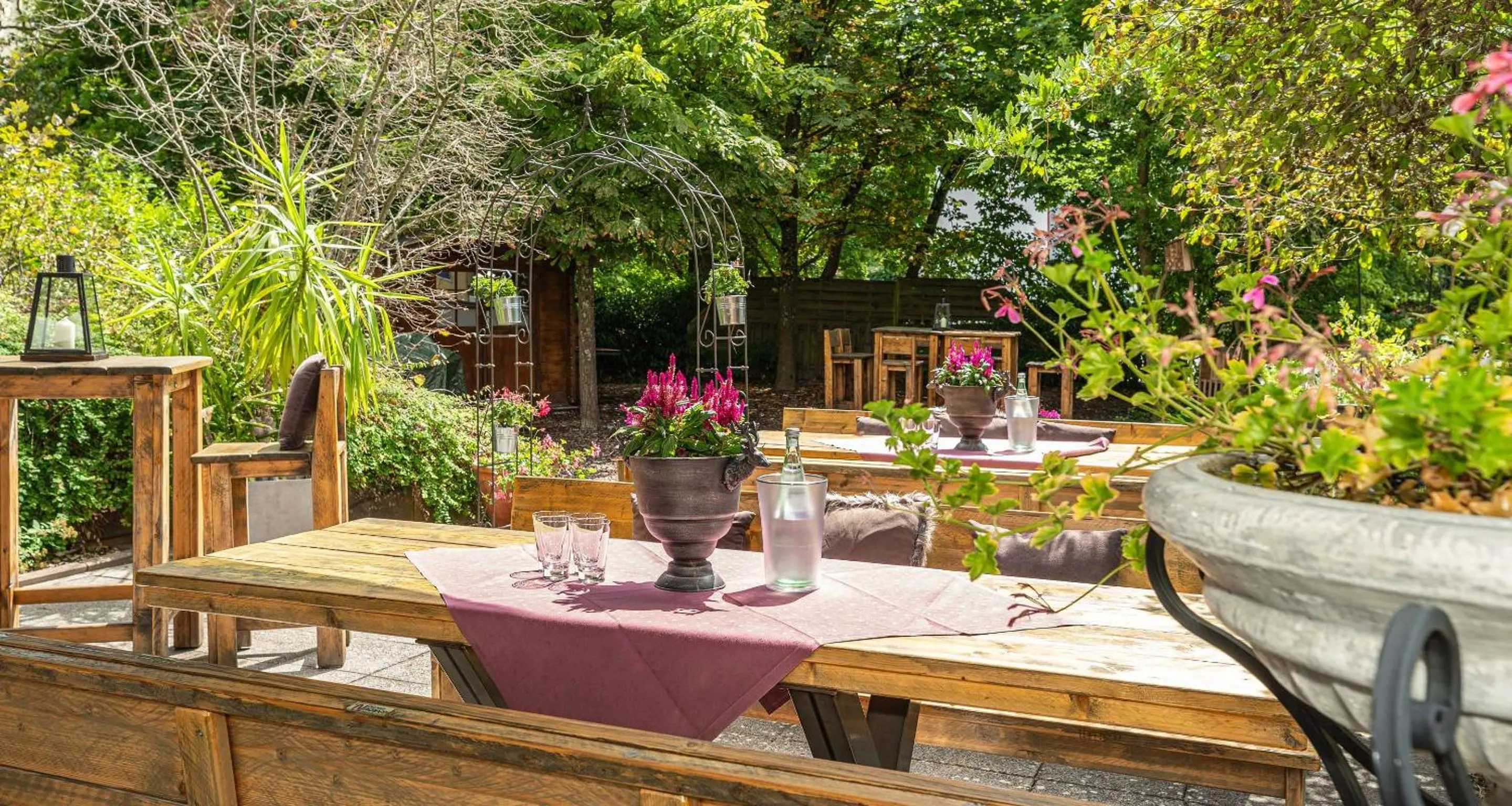 Food and drinks in Best Western Victor's Residenz-Hotel Rodenhof