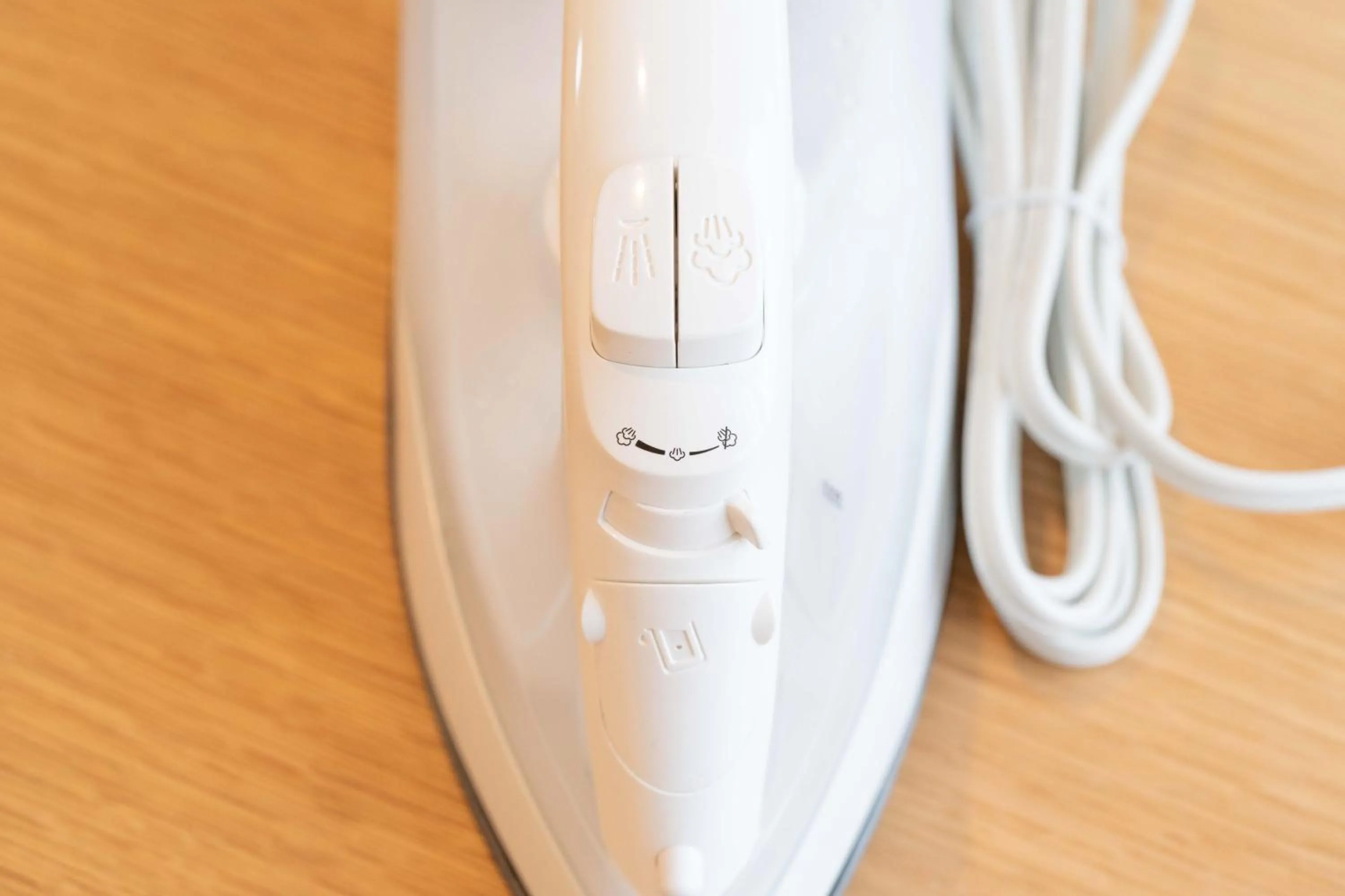 flat iron in OKINAWA BEACH HOUSE Golden Drop S