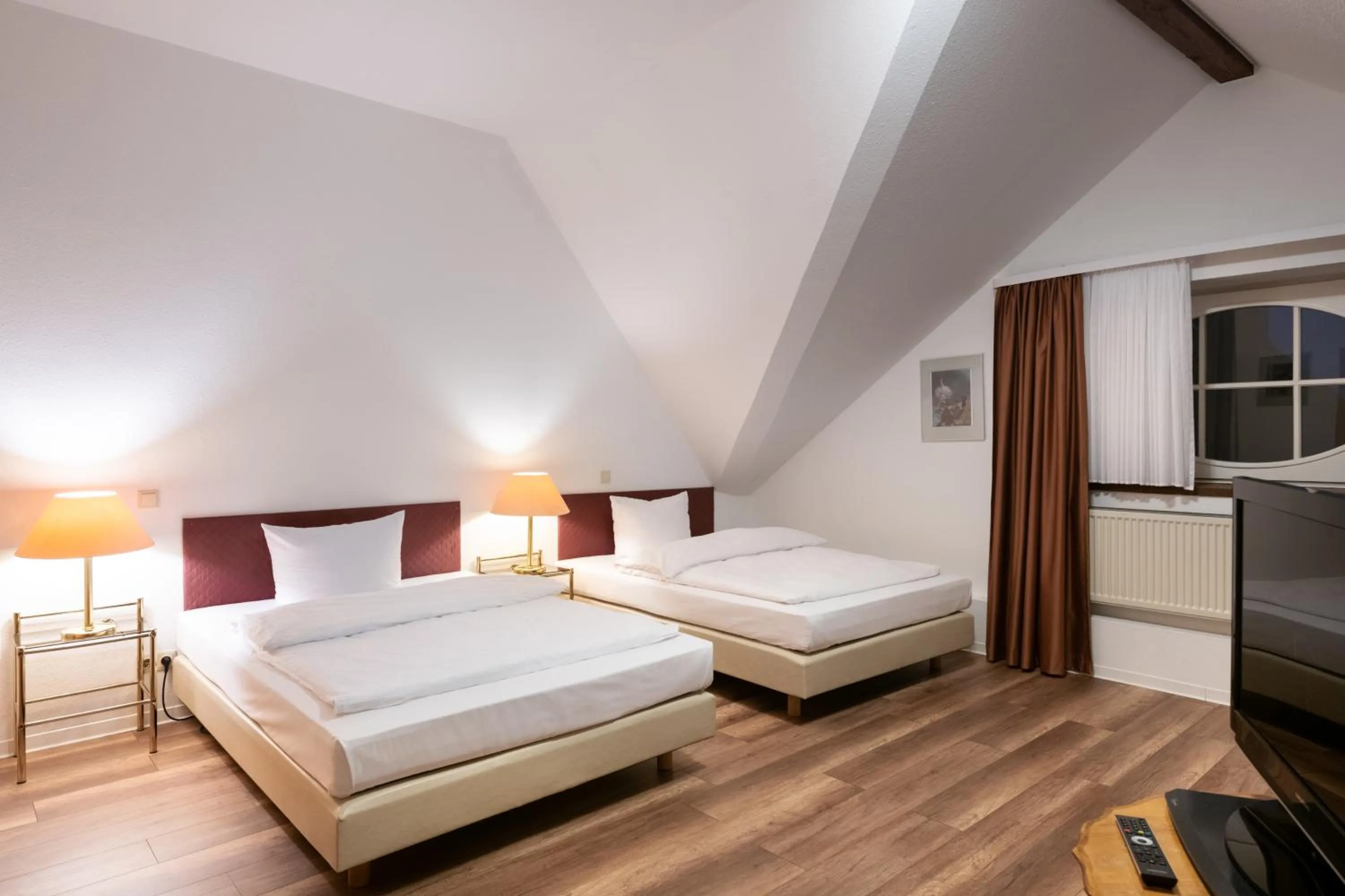 Bedroom, Bed in Hotel Bürgerhof Wetzlar