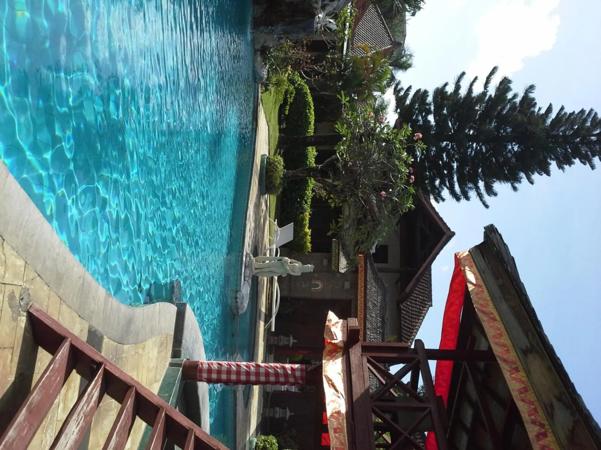 Swimming pool in Ananda Resort Seminyak