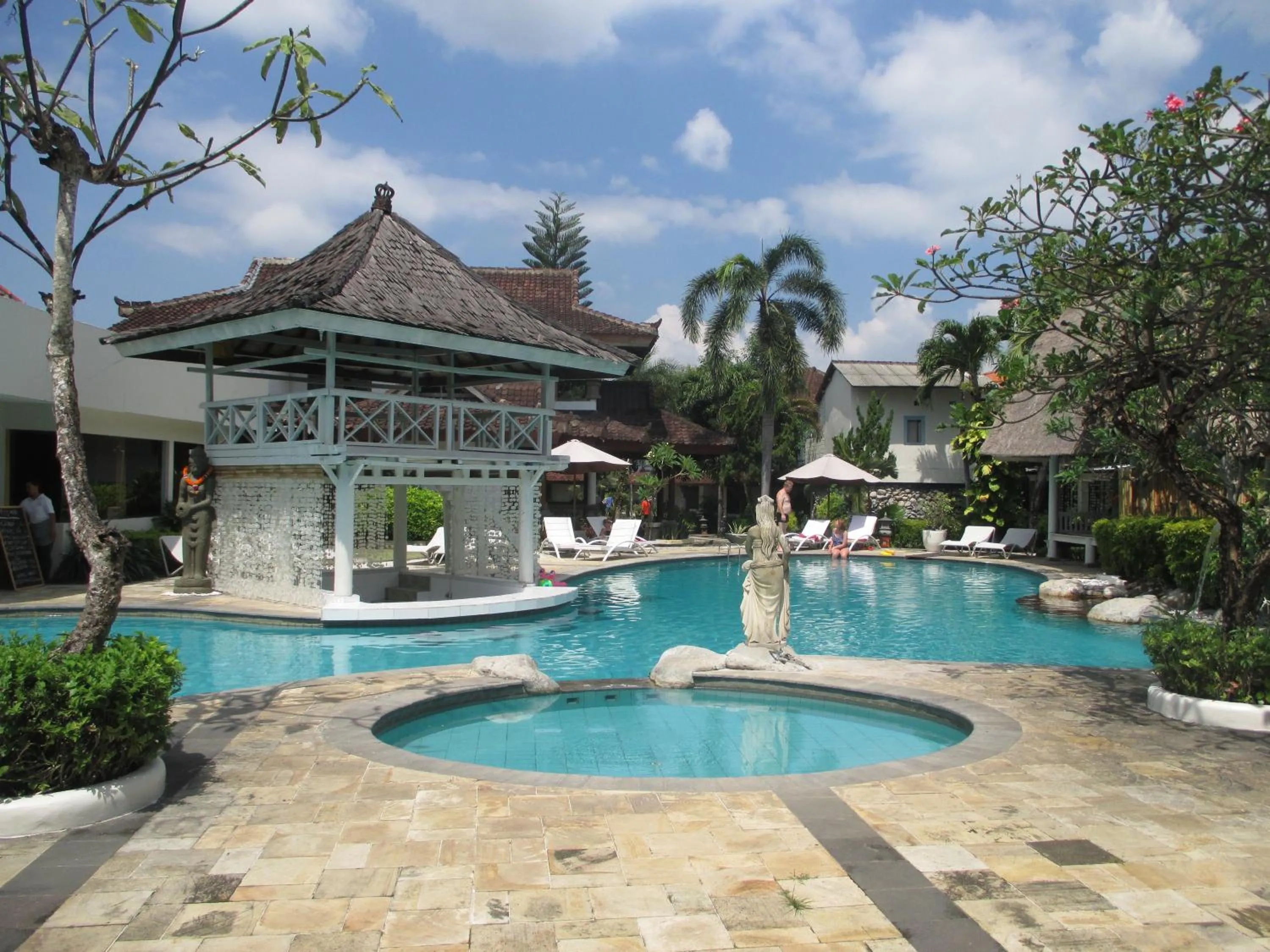 Swimming pool in Ananda Resort Seminyak