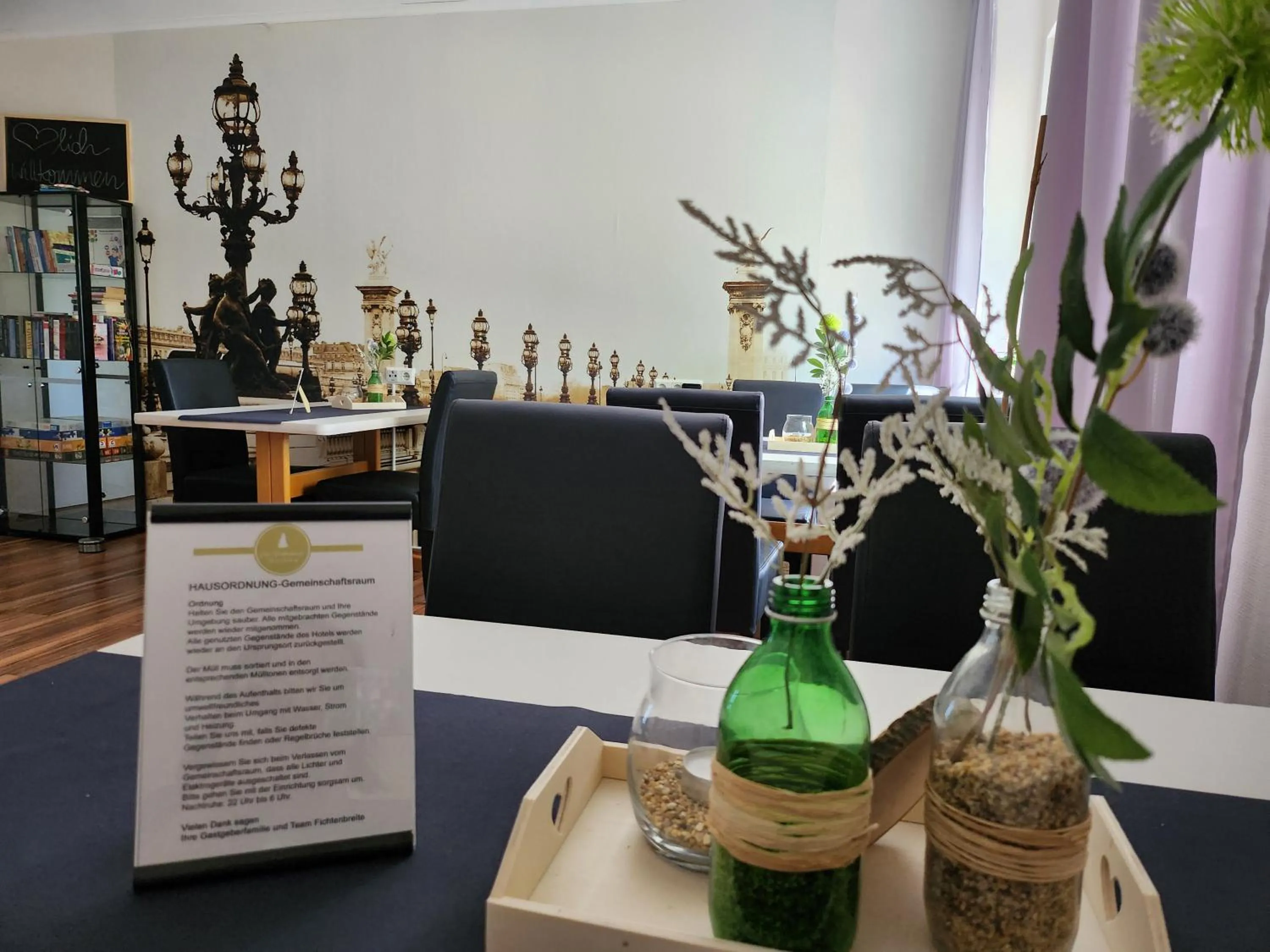 Communal lounge/ TV room in Hotel Zur Fichtenbreite -Garni-