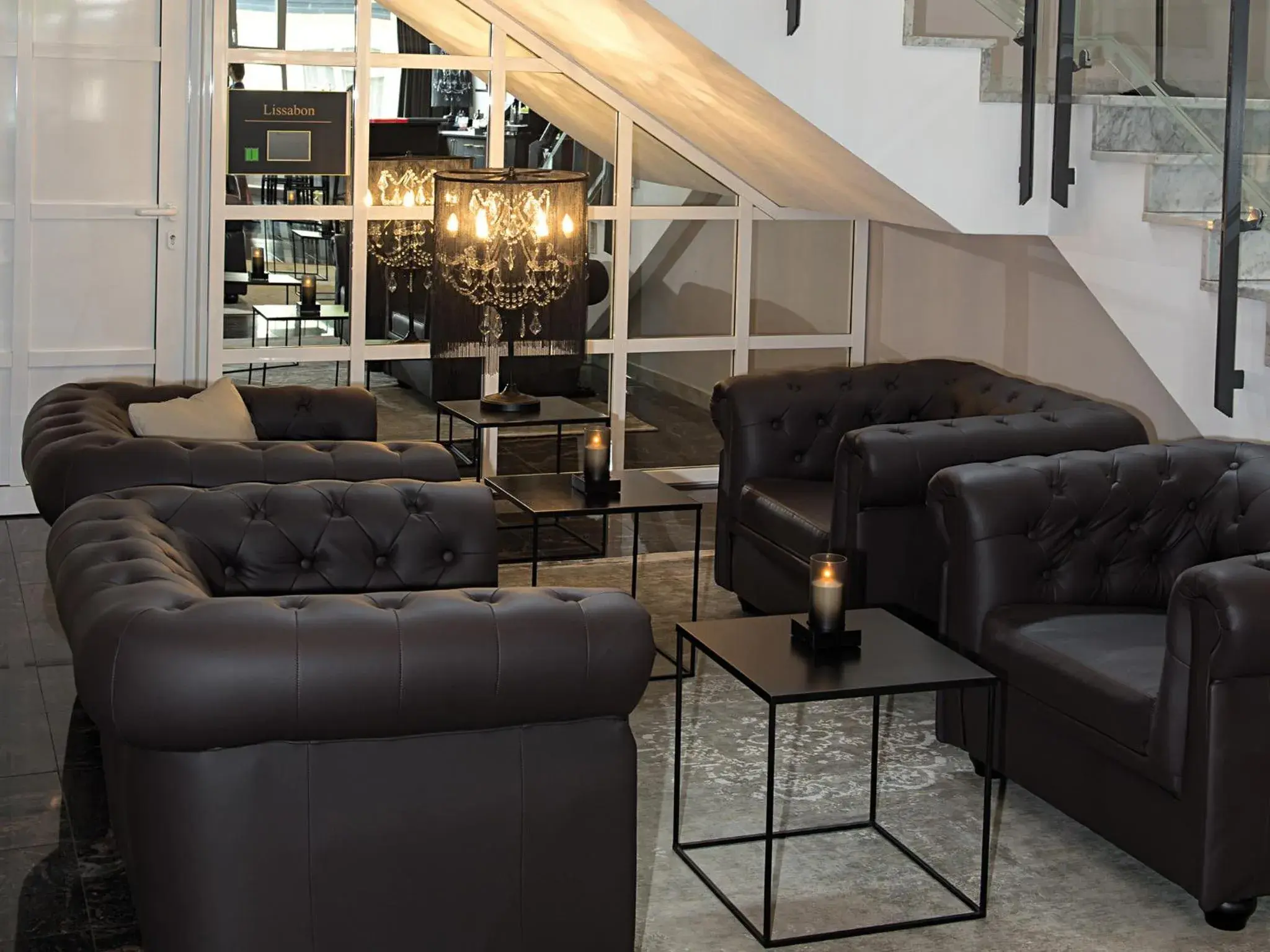 Lobby or reception, Seating Area in Victor's Residenz-Hotel Saarlouis