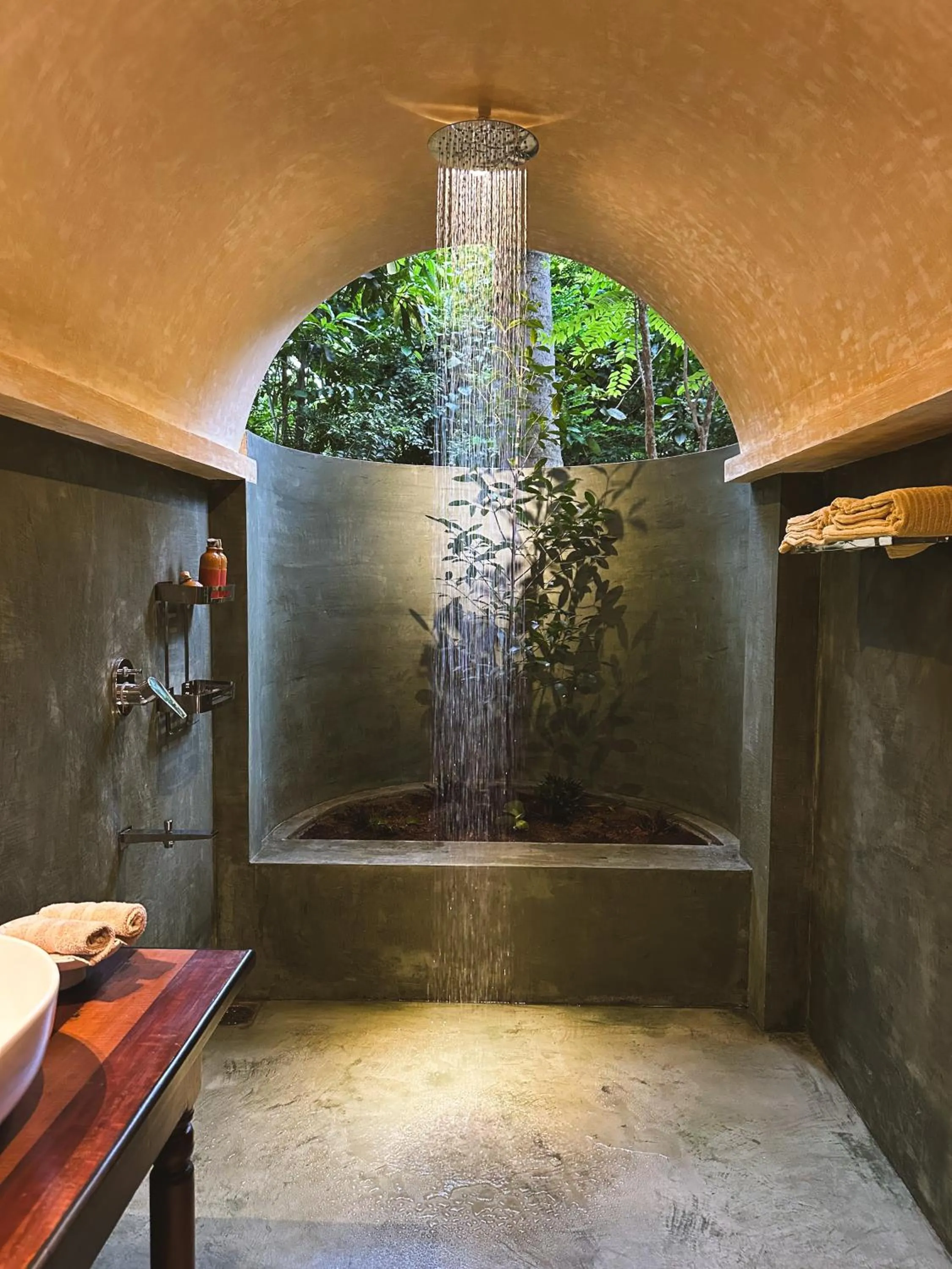 Dunes Unawatuna Hotel