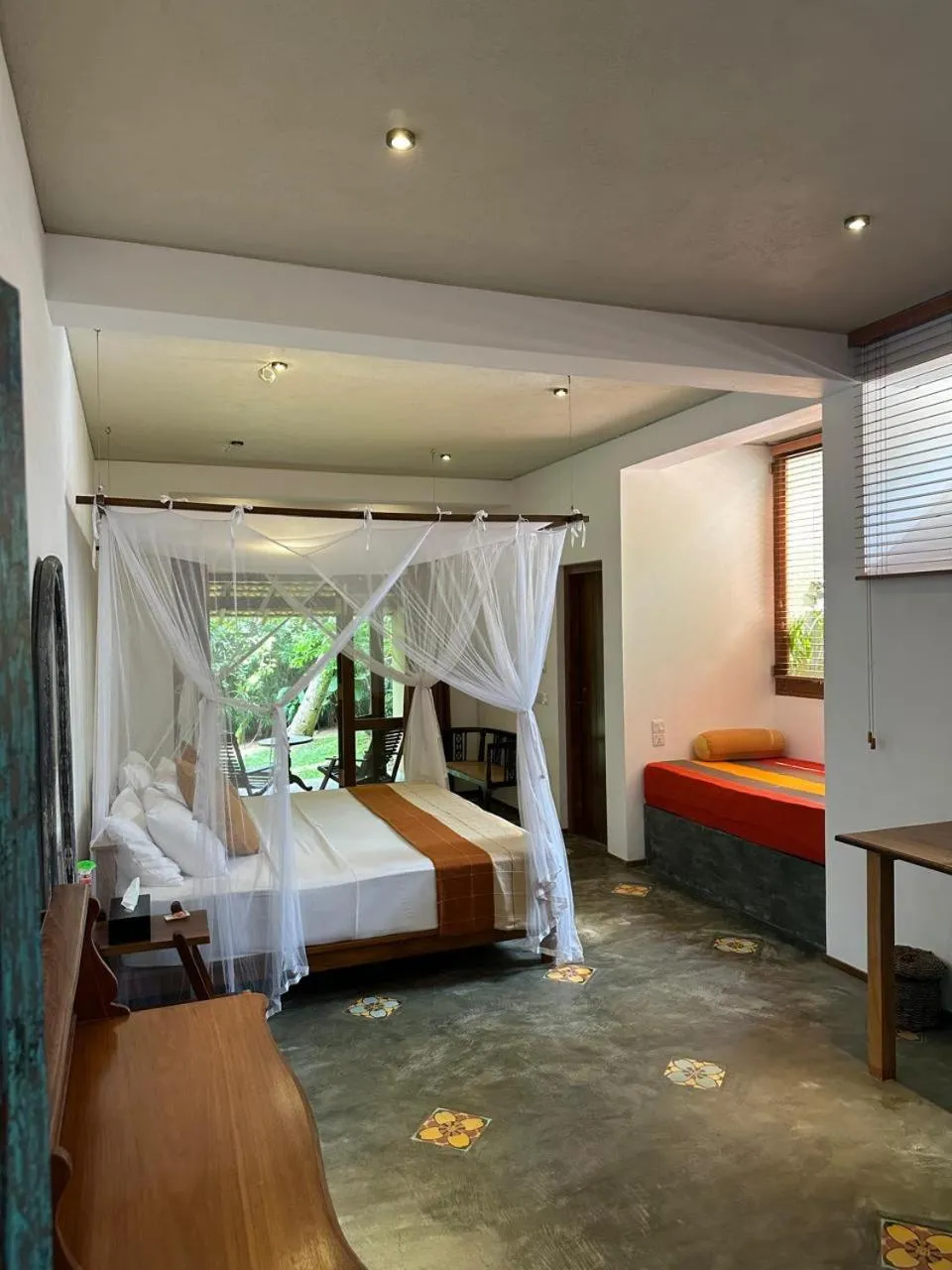 Bed in Dunes Unawatuna Hotel