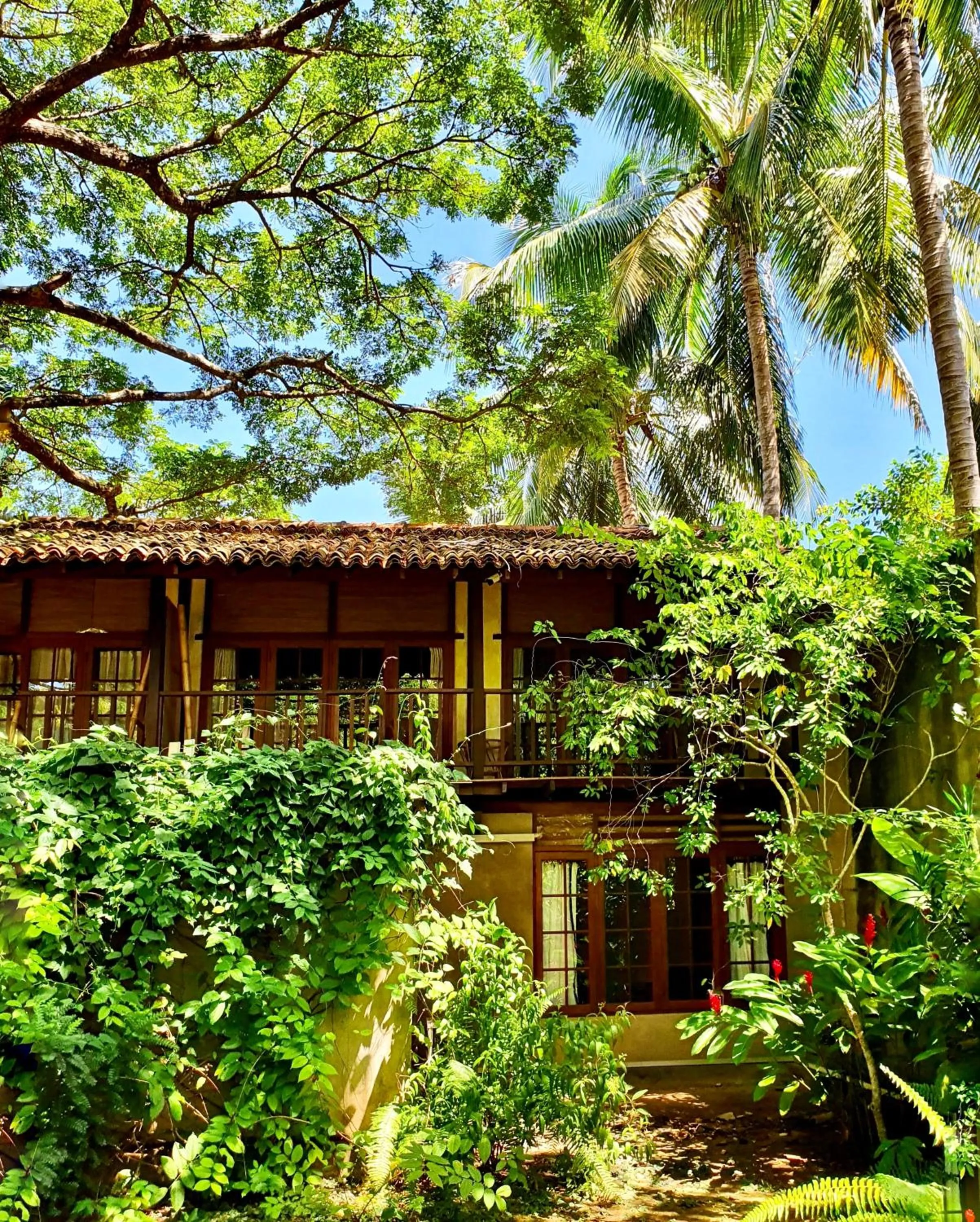 Property building in Dunes Unawatuna Hotel