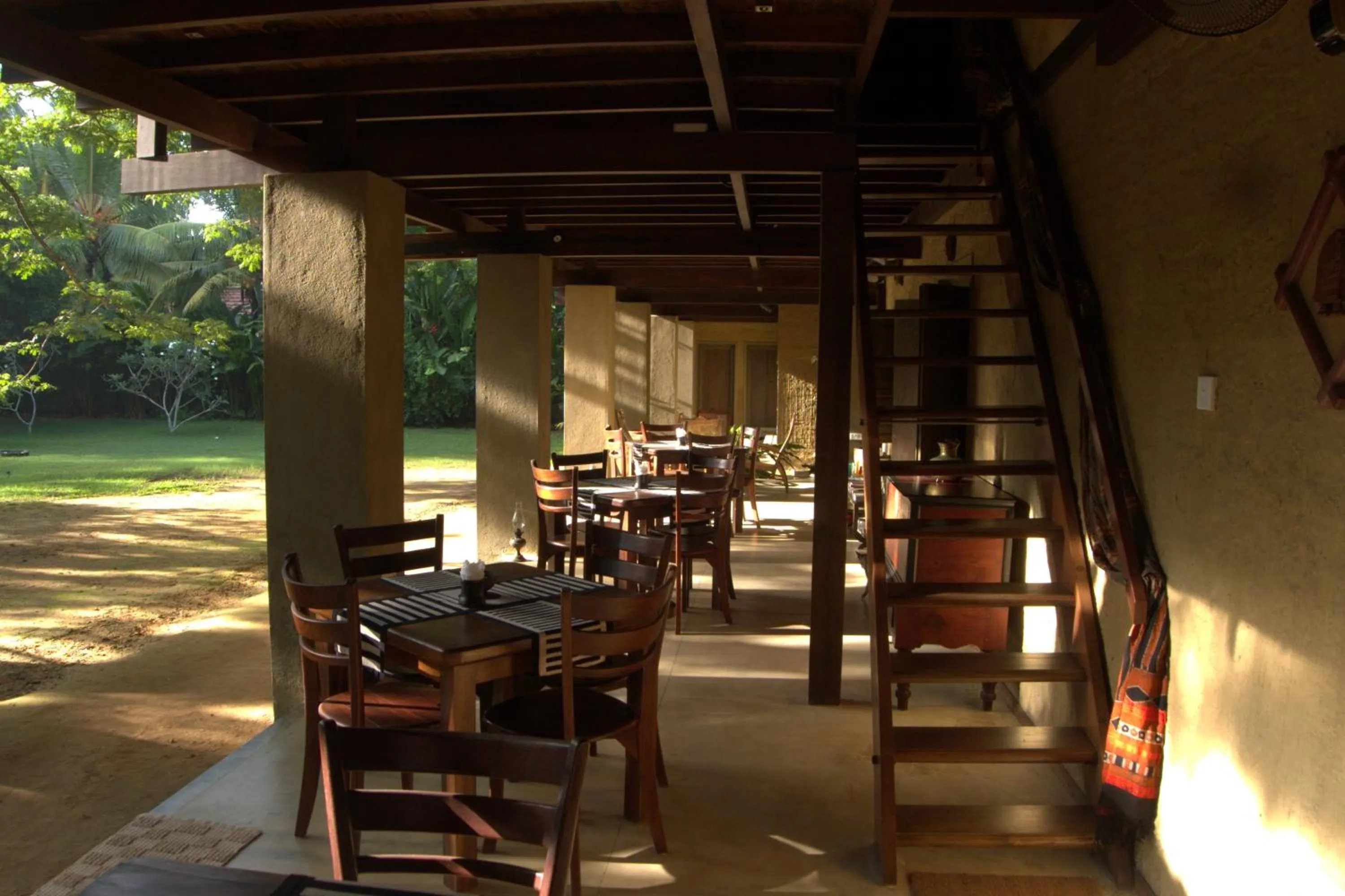 Restaurant/places to eat in Dunes Unawatuna Hotel