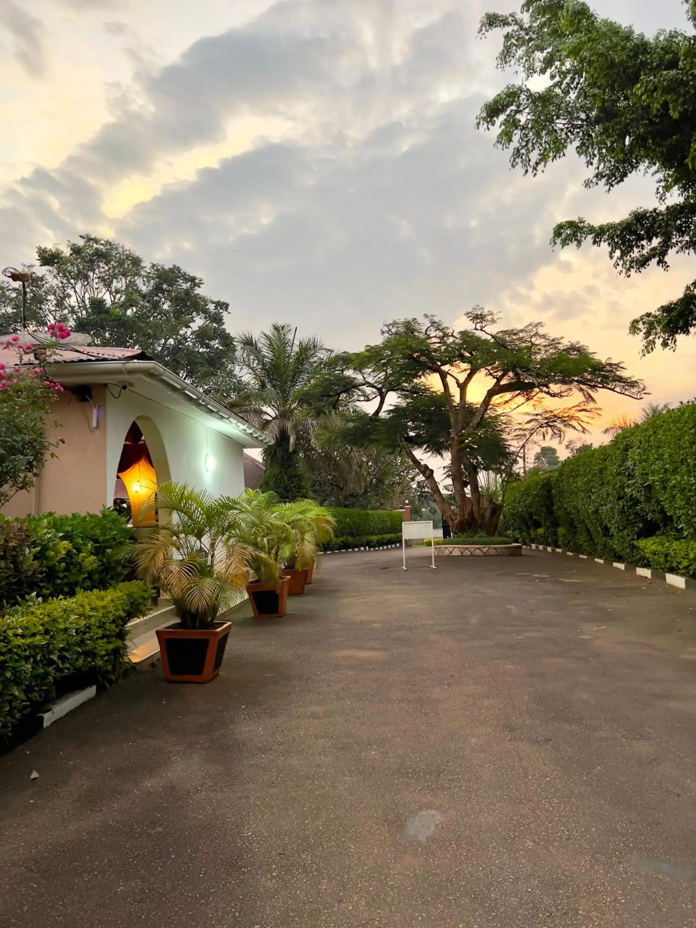 Property building in Sunset Hotel Entebbe Property building in Sunset Hotel Entebbe