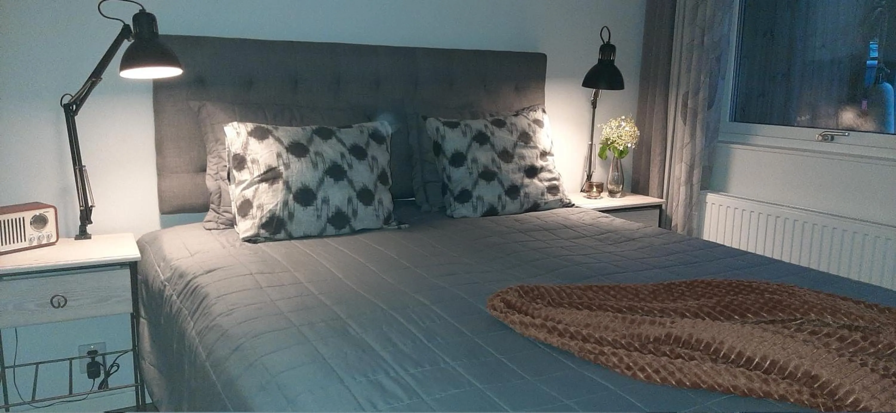 Bed in Lägenhetshotell Varvet