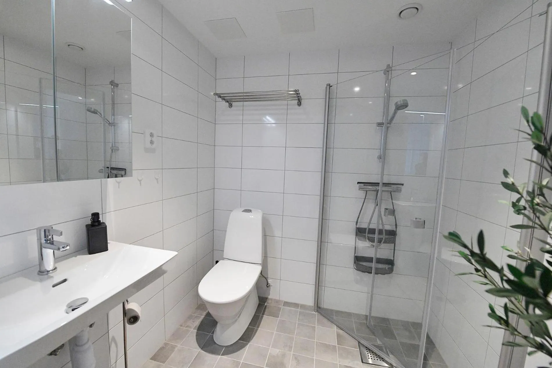 Shower in Lägenhetshotell Varvet