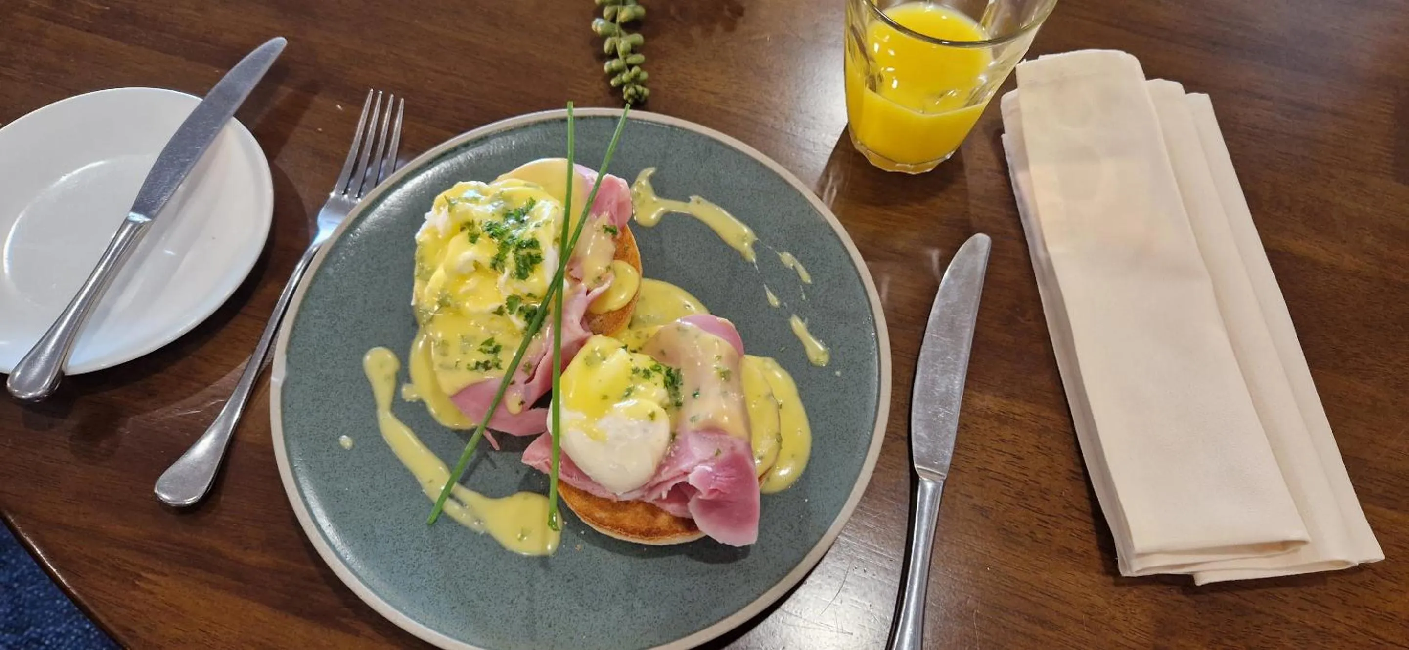 Breakfast in Dunkerley's Hotel and Restaurant