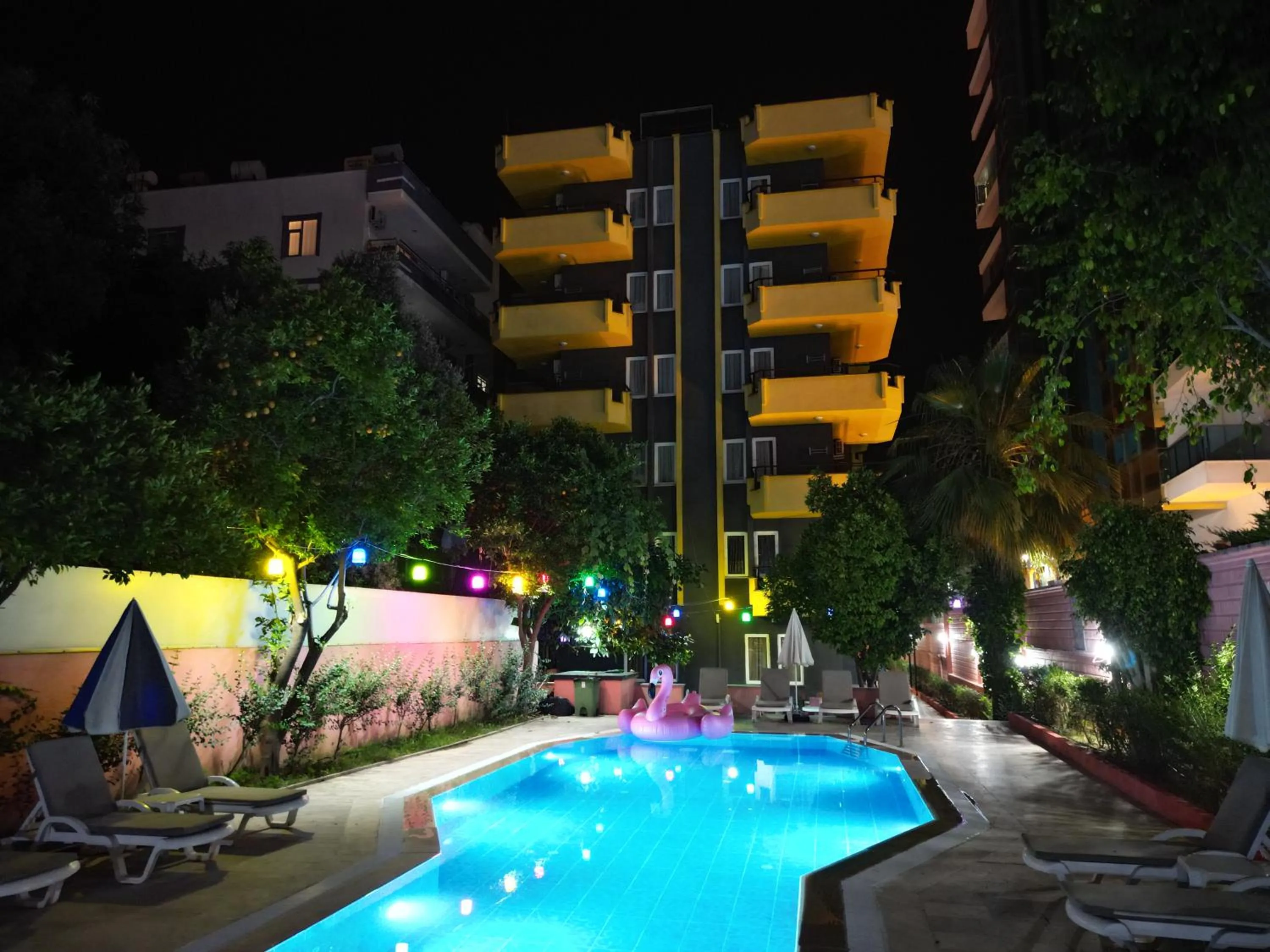 Swimming pool in Gold Twins Boutique Hotel