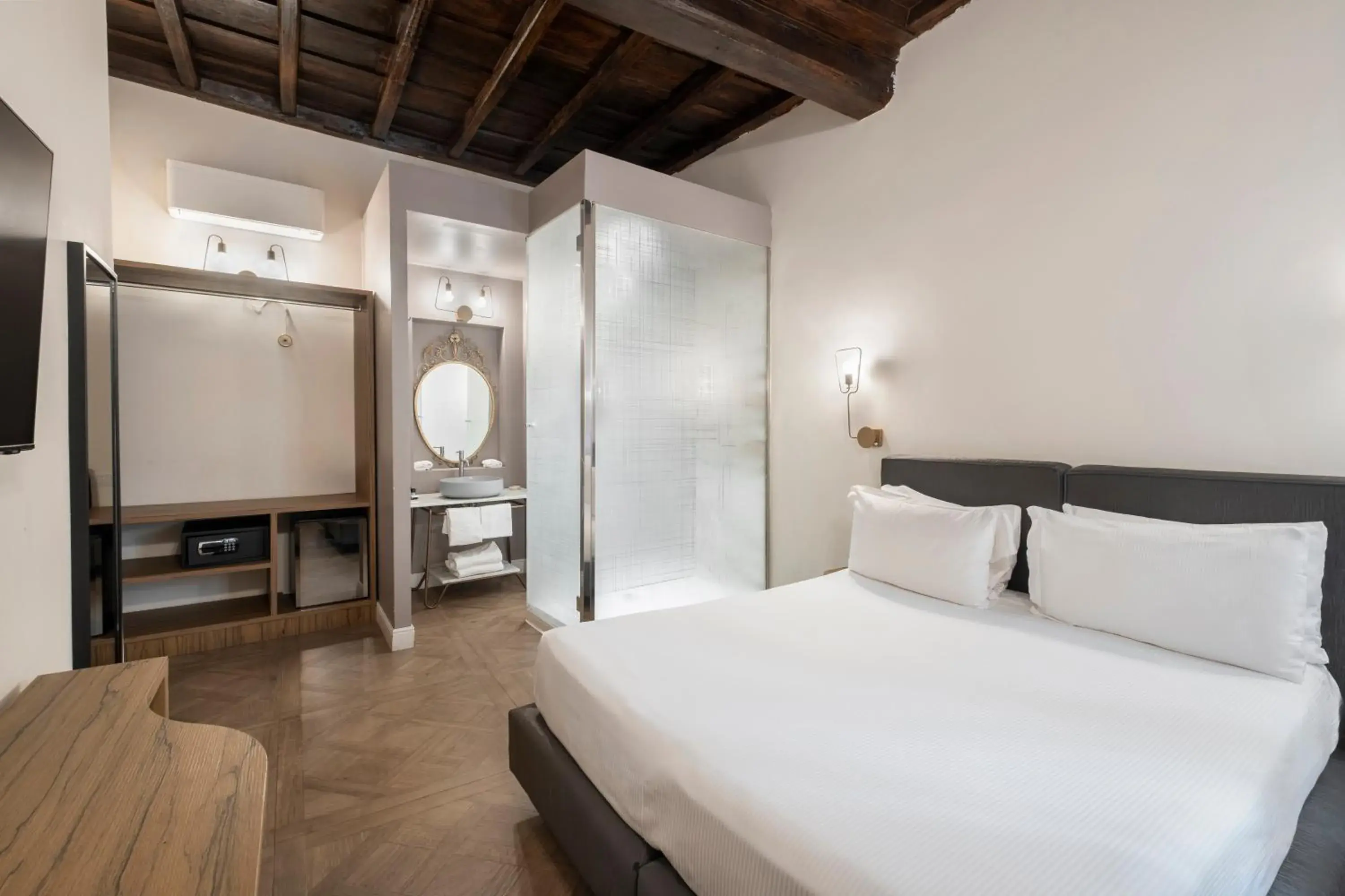 Standard Double Room in 19 Steps Trevi Standard Double Room in 19 Steps Trevi