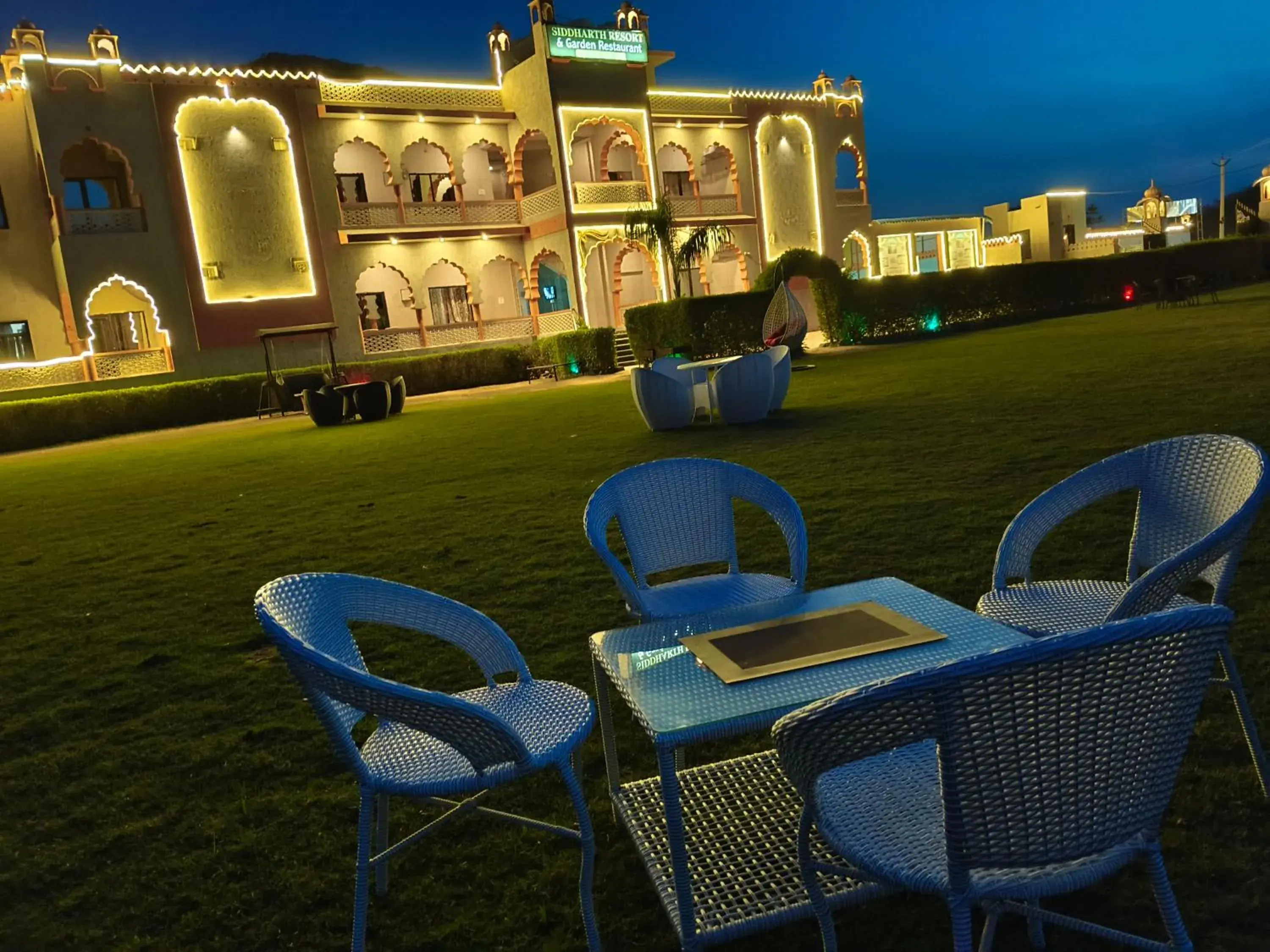 Siddarth Resort - Mountain View with Pool Siddarth Resort - Mountain View with Pool