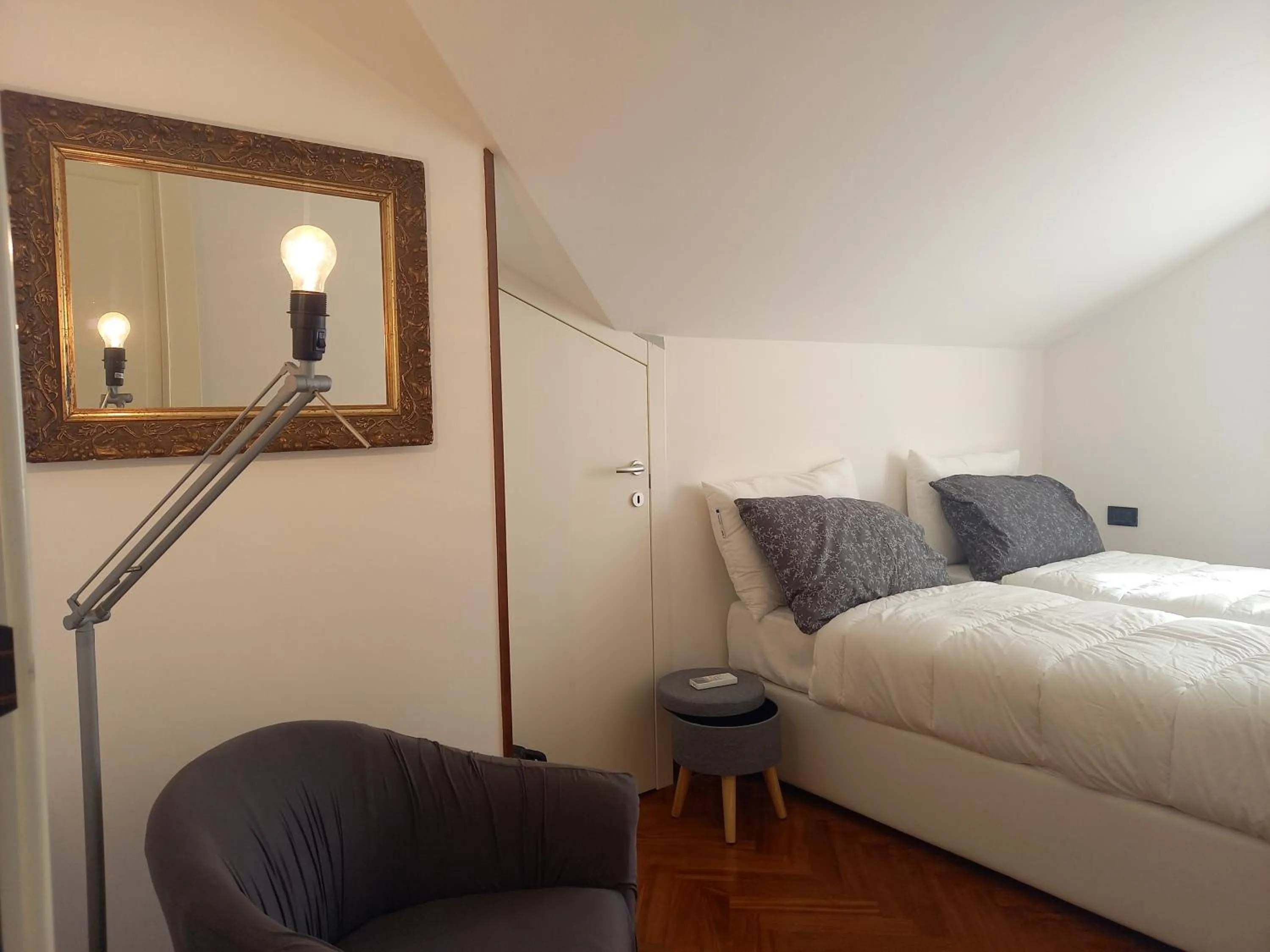 Photo of the whole room, Bed in La Principessa Nera B&B