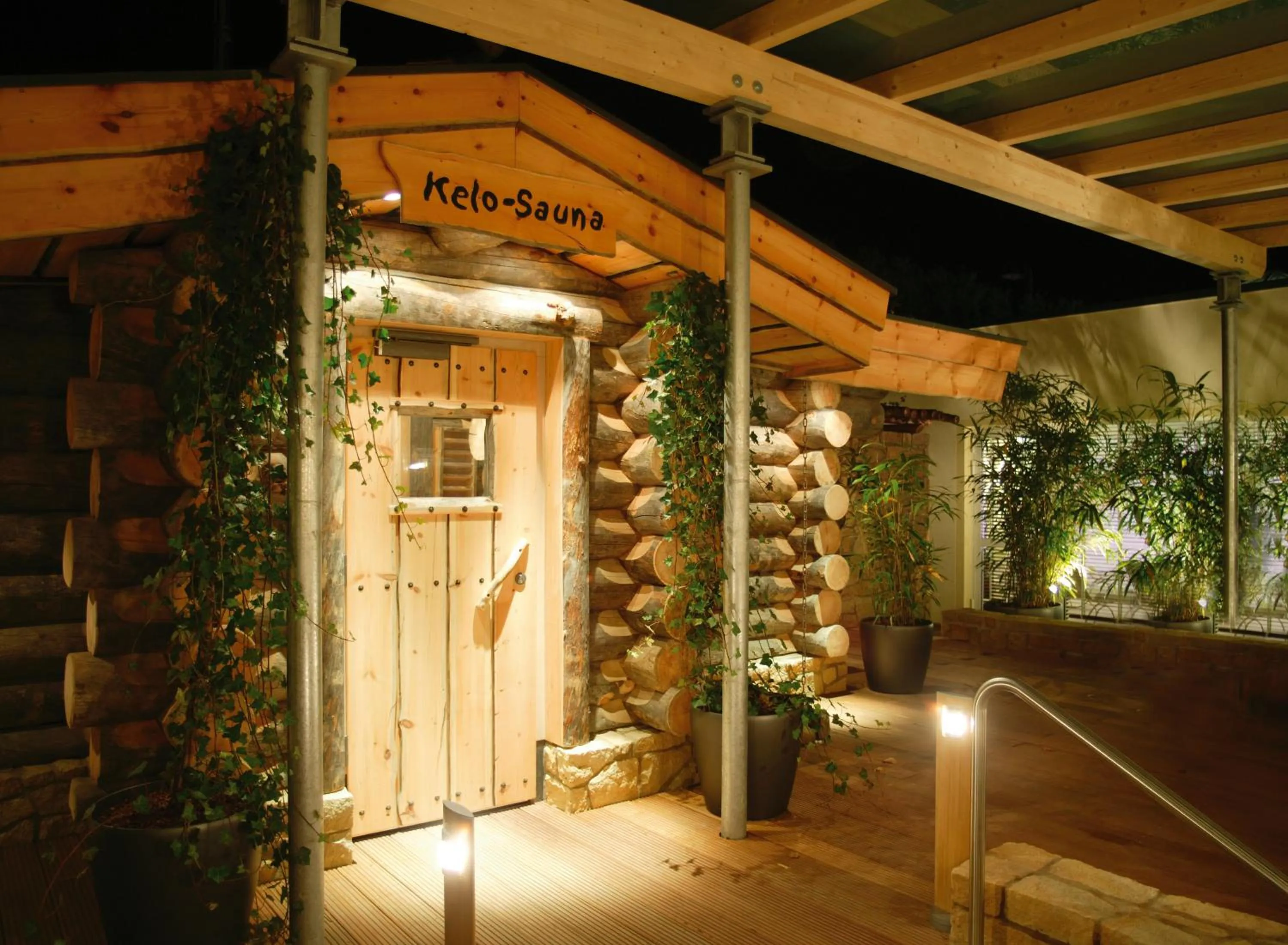 Sauna in COURT HOTEL